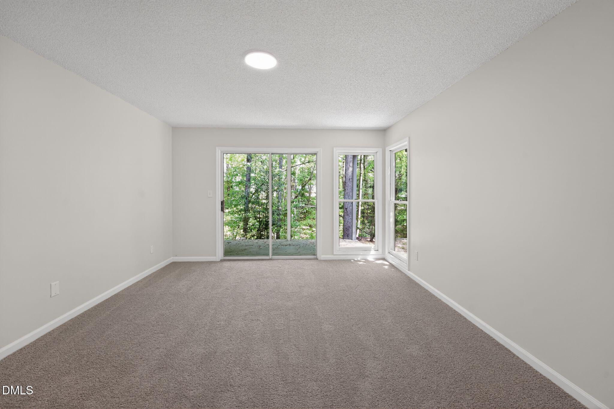 3515 Willowtree Lane Property Photo 3