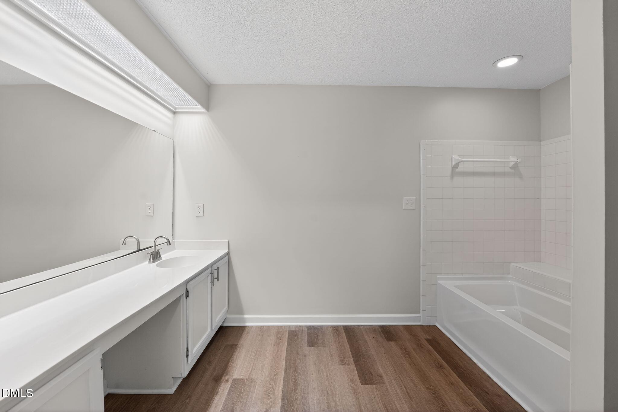 3515 Willowtree Lane Property Photo 12