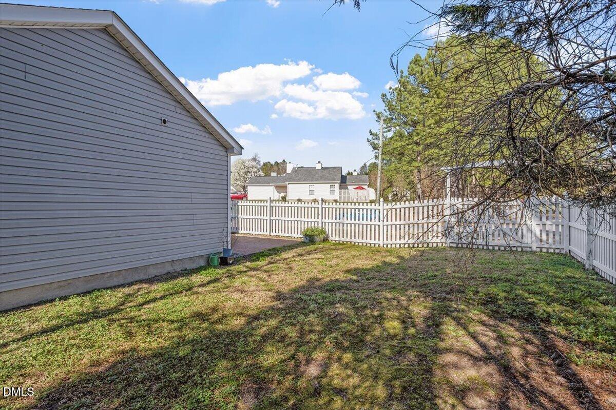5212 Marthonna Way Property Photo 21
