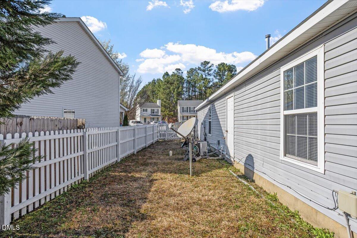 5212 Marthonna Way Property Photo 22