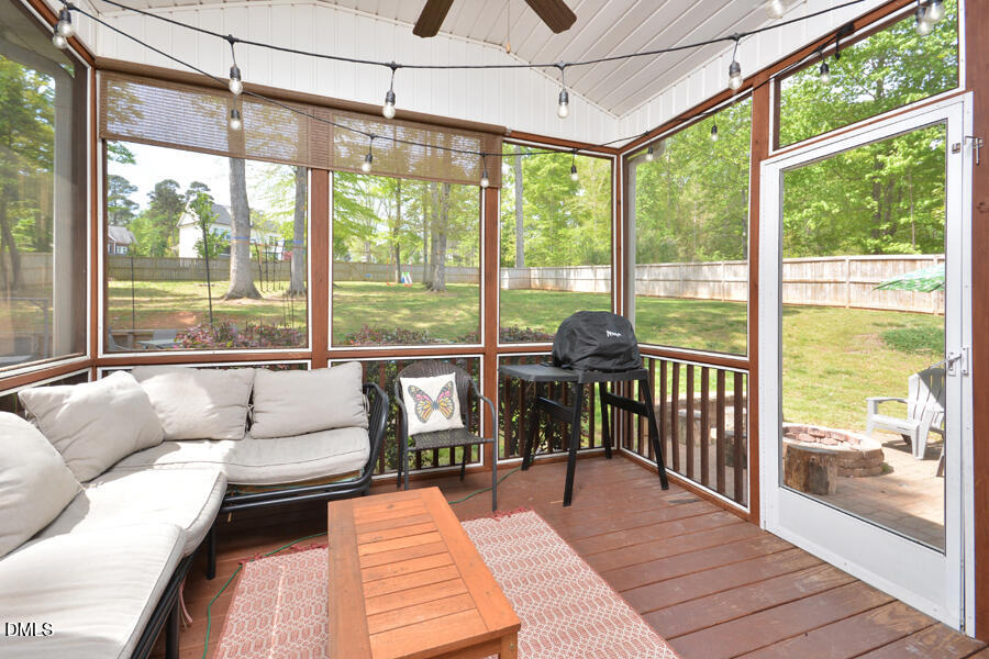 5520 Fantasy Moth Drive Property Photo 3
