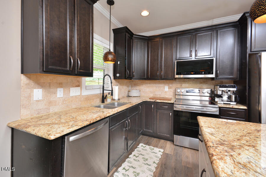 5520 Fantasy Moth Drive Property Photo 24