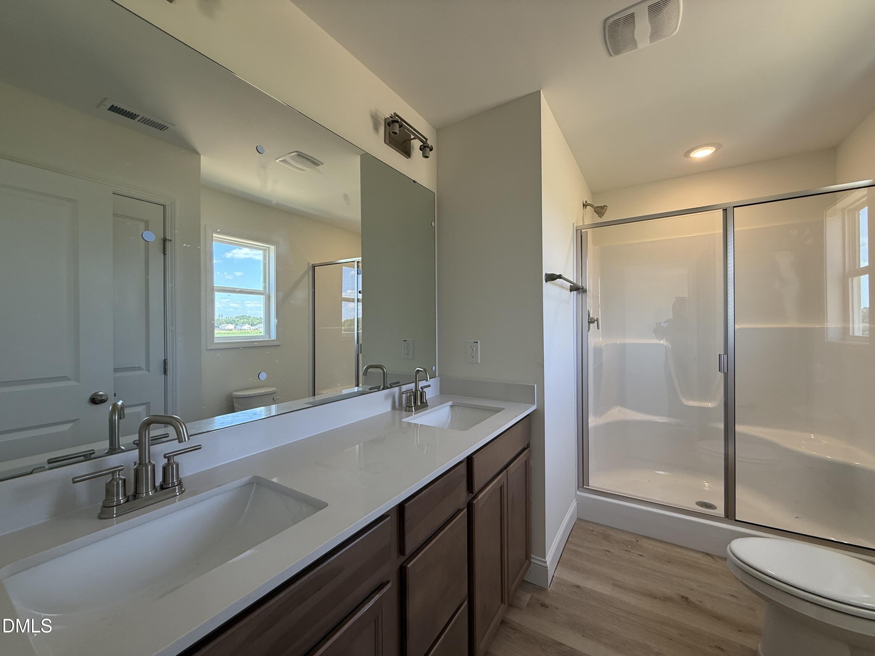 145 Longfield Court Property Photo 8
