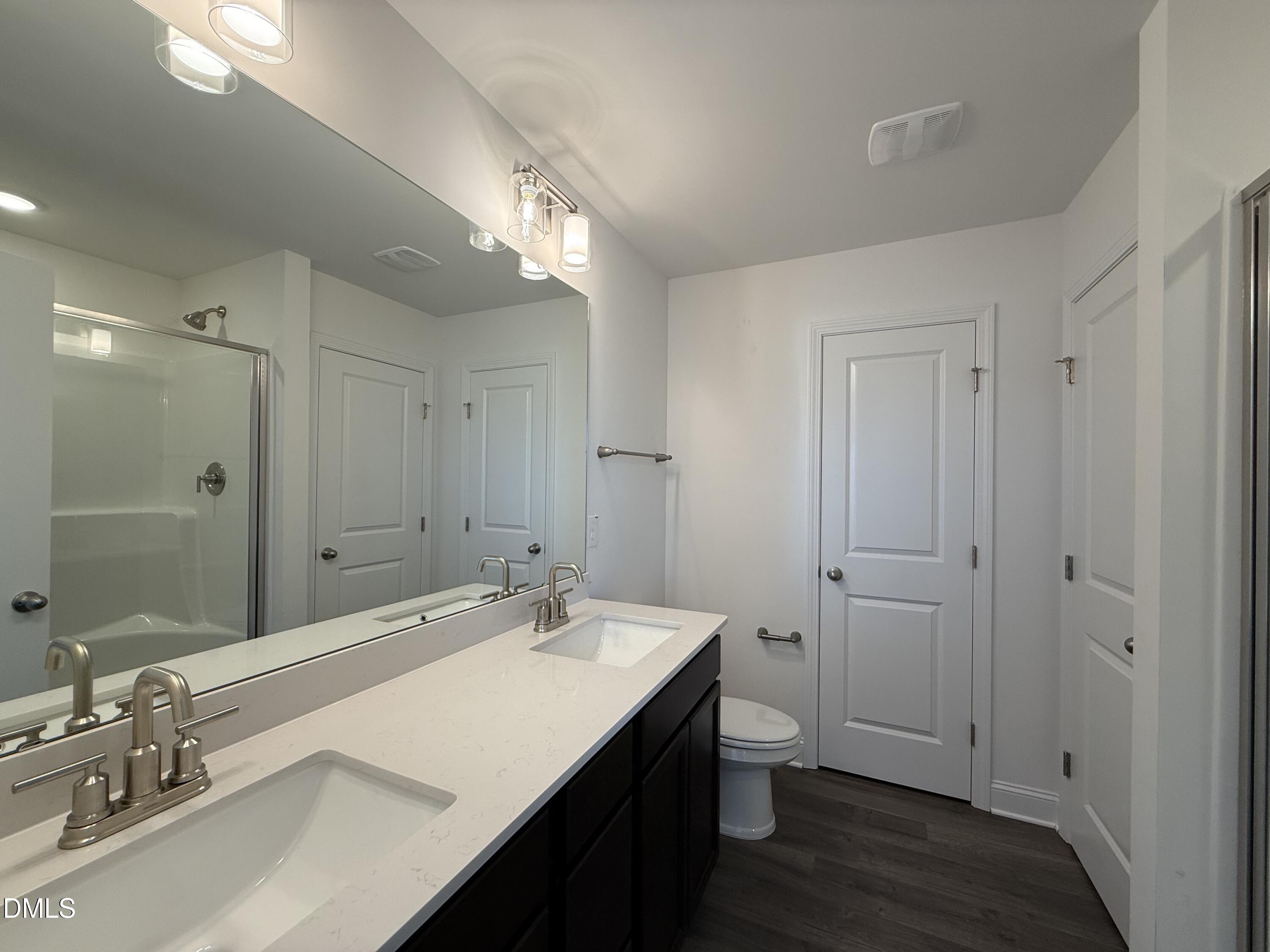 140 Longfield Court Property Photo 11