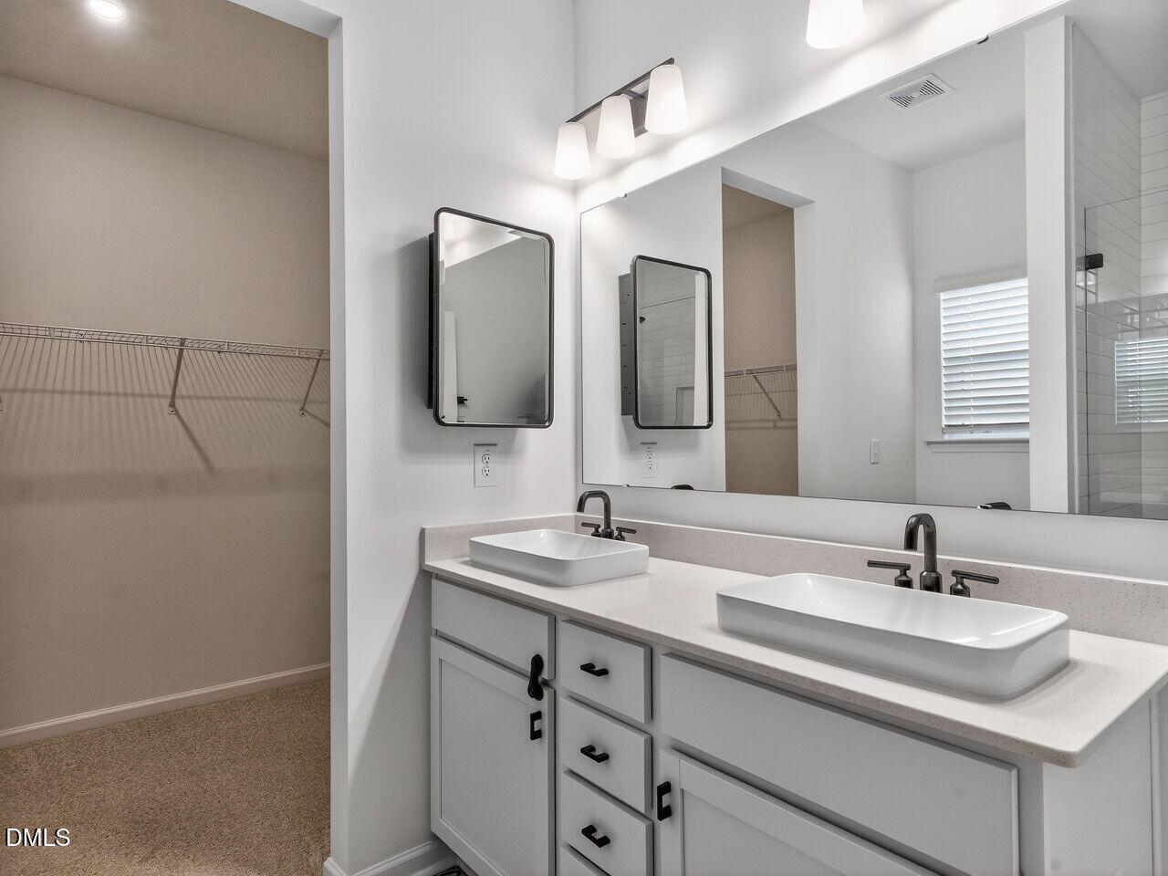 38 N District Avenue Property Photo 21