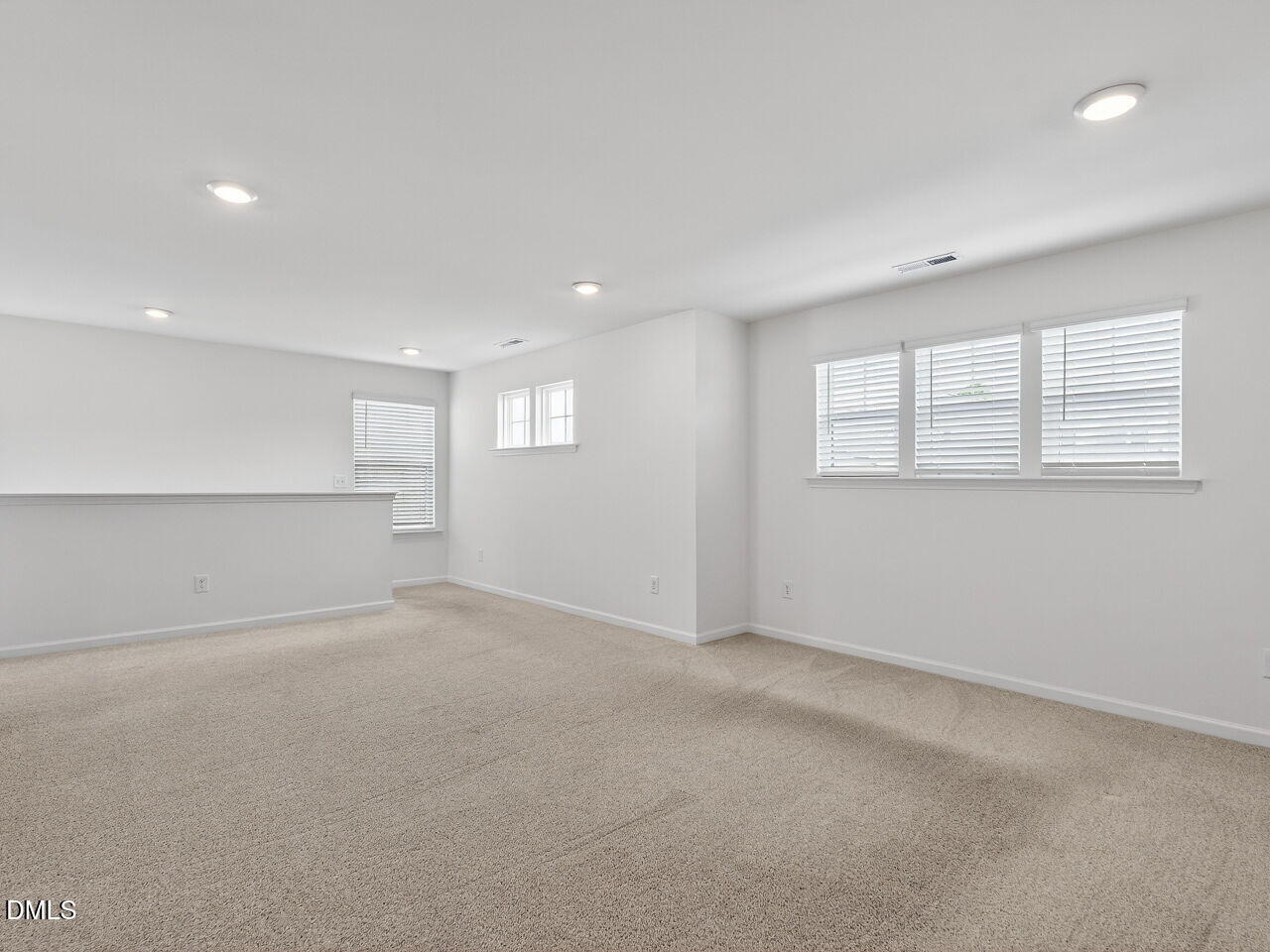 38 N District Avenue Property Photo 26