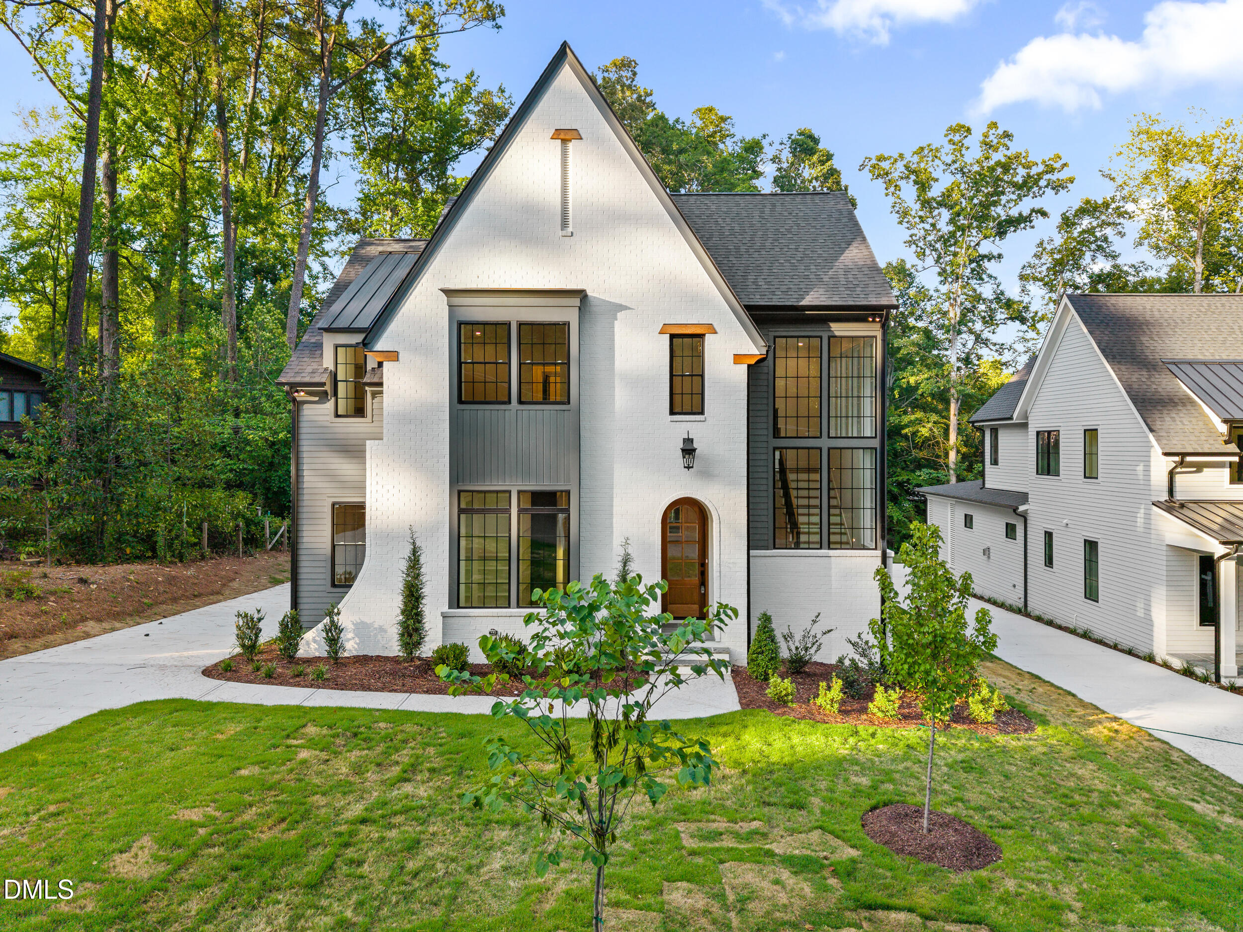 6 Chantilly Place Property Photo 2