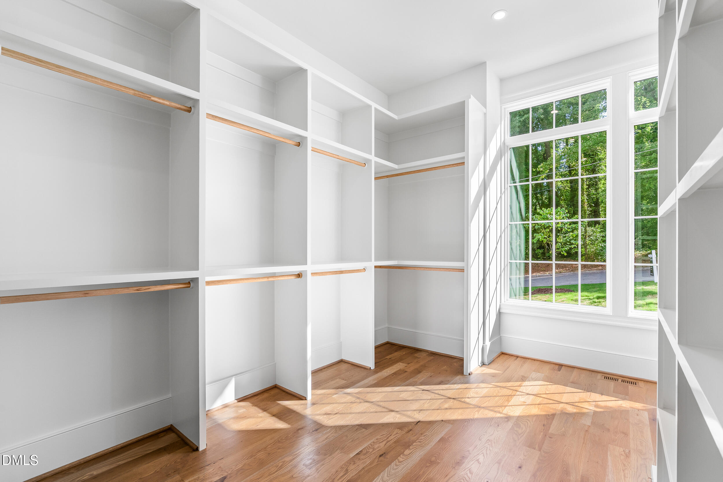 6 Chantilly Place Property Photo 24