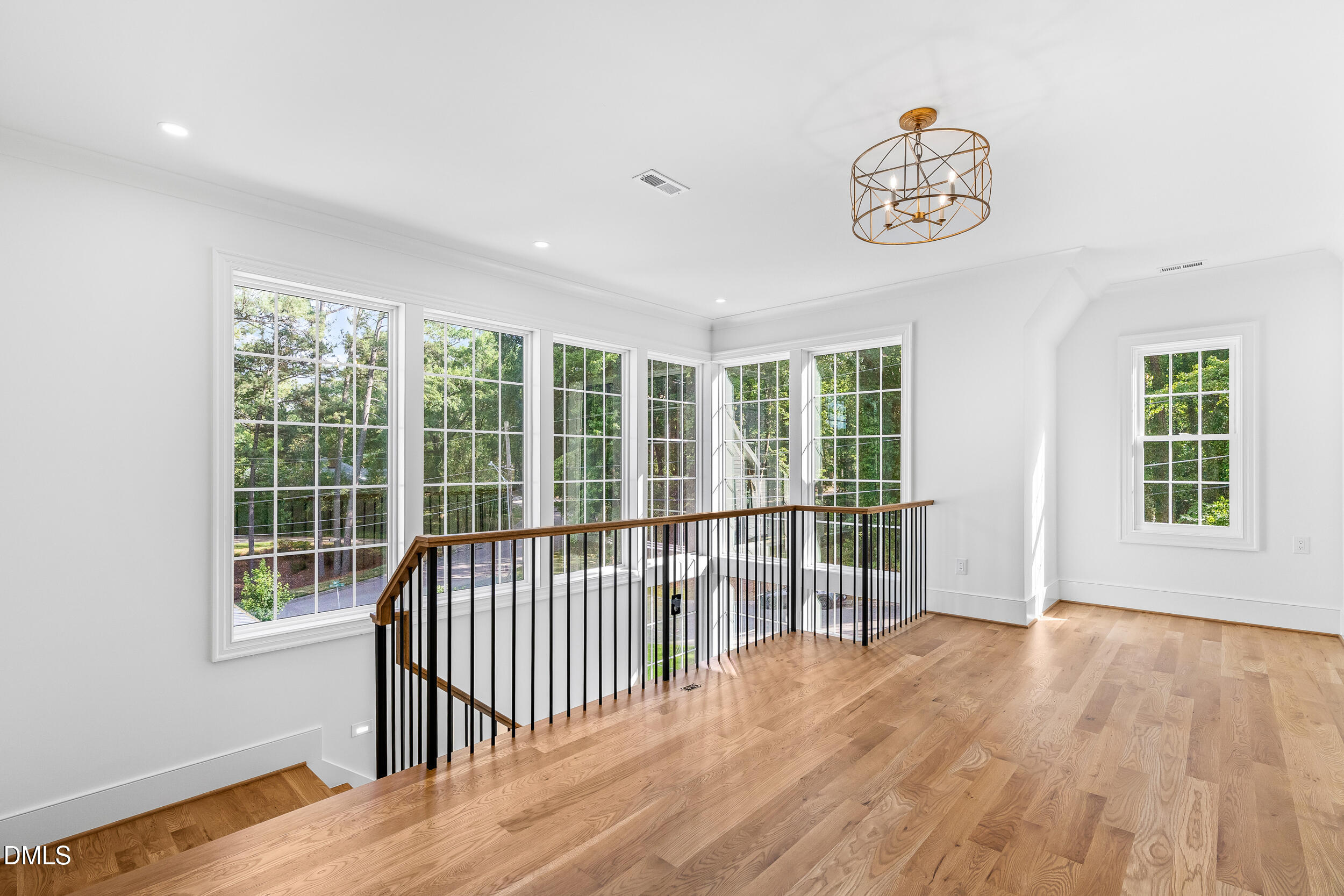 6 Chantilly Place Property Photo 25