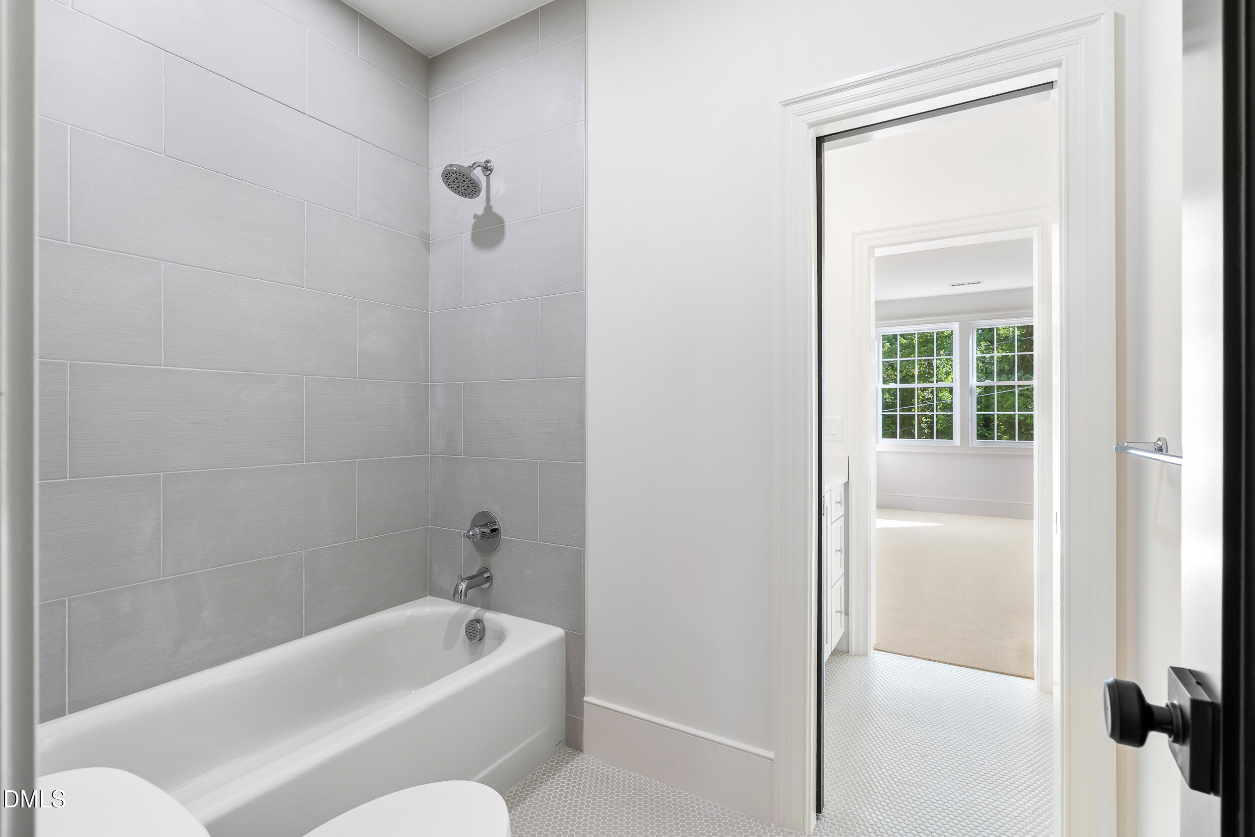 6 Chantilly Place Property Photo 29