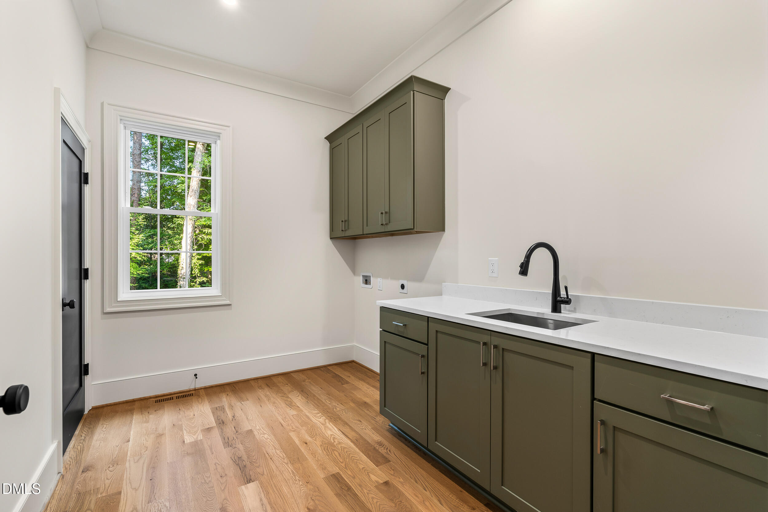 6 Chantilly Place Property Photo 38
