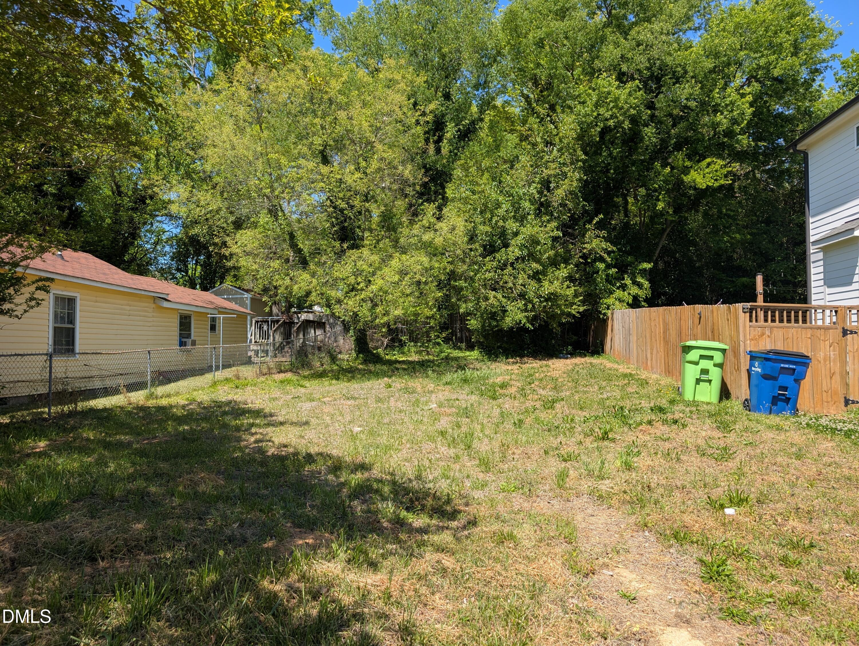 605 Bragg Street Property Photo 1