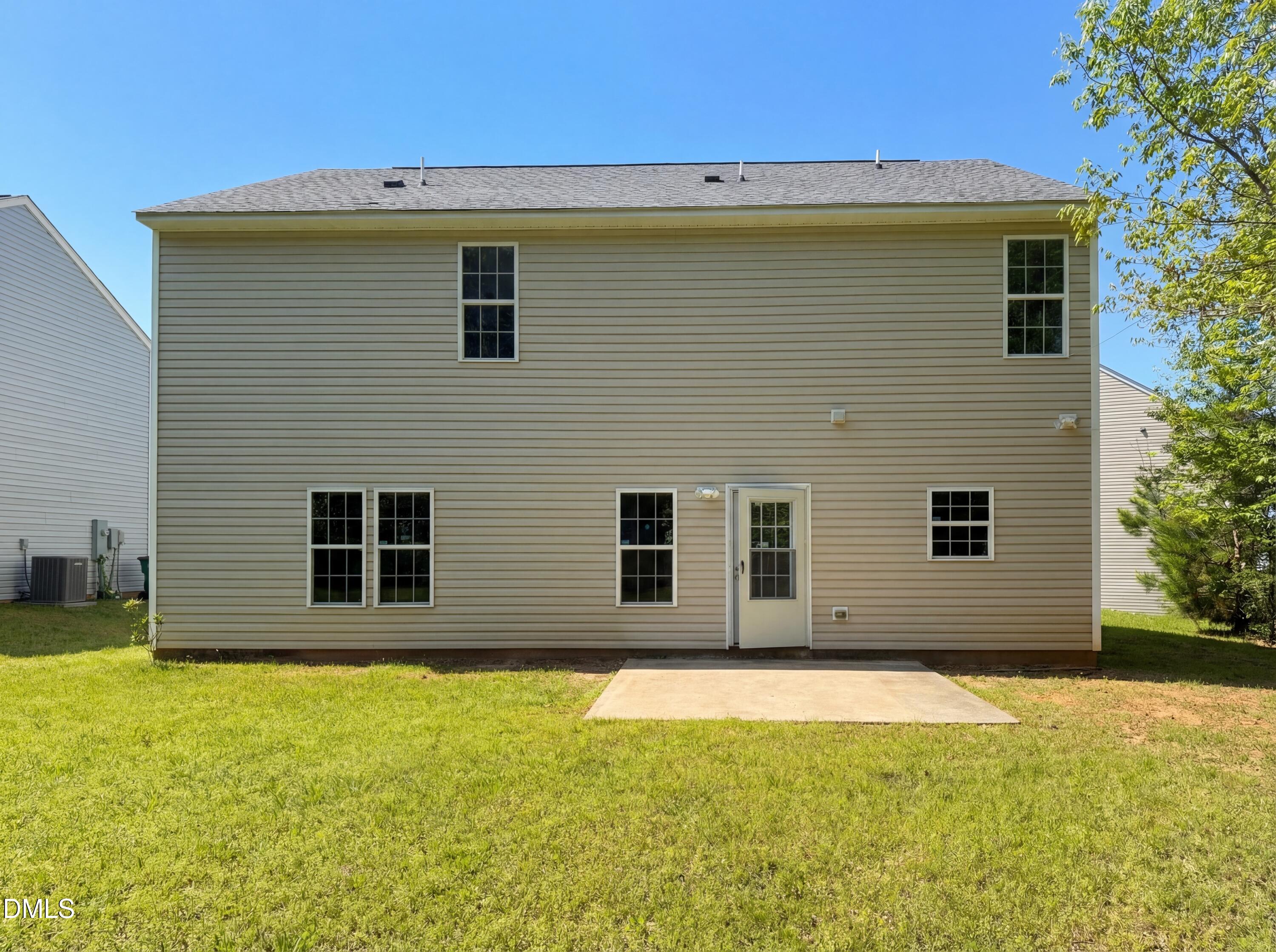 3705 Chancellorsville Court Property Photo 5