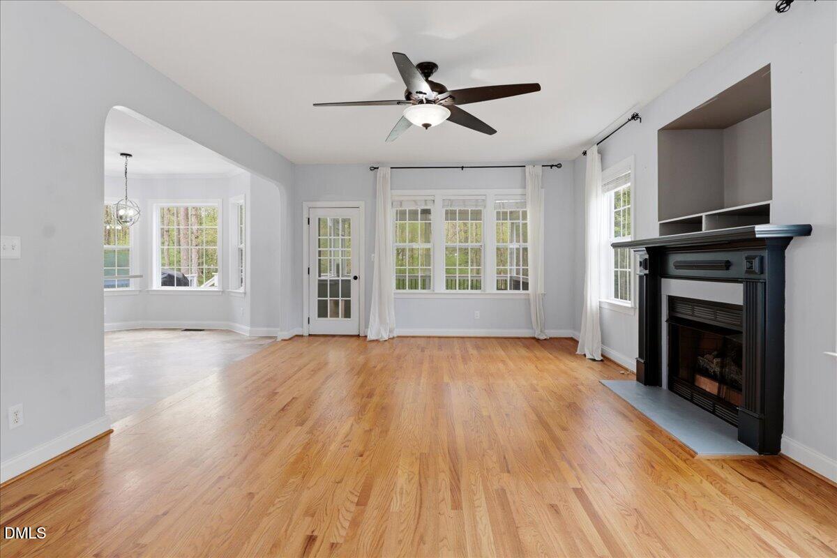 67 E Trafalgar Court Property Photo 3