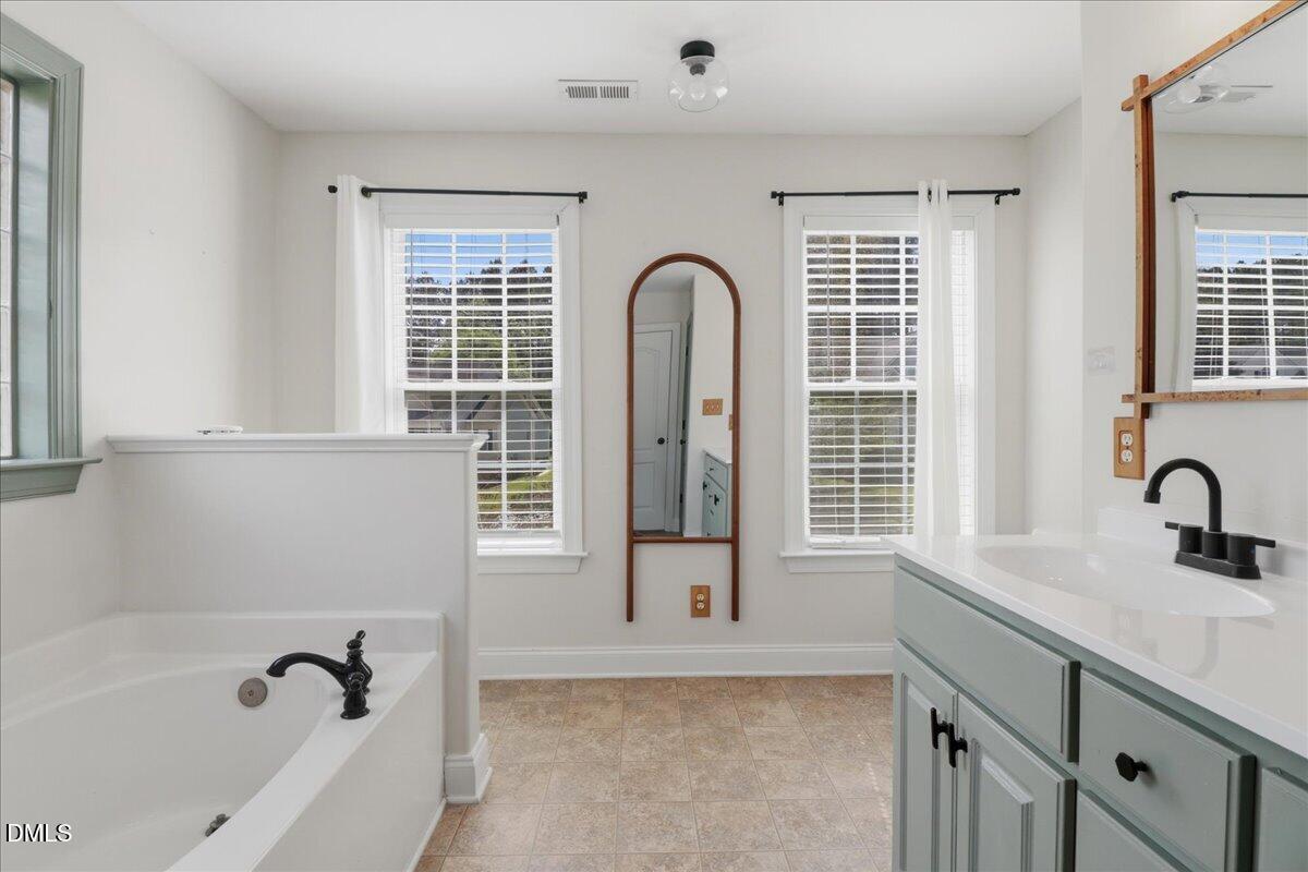 67 E Trafalgar Court Property Photo 14