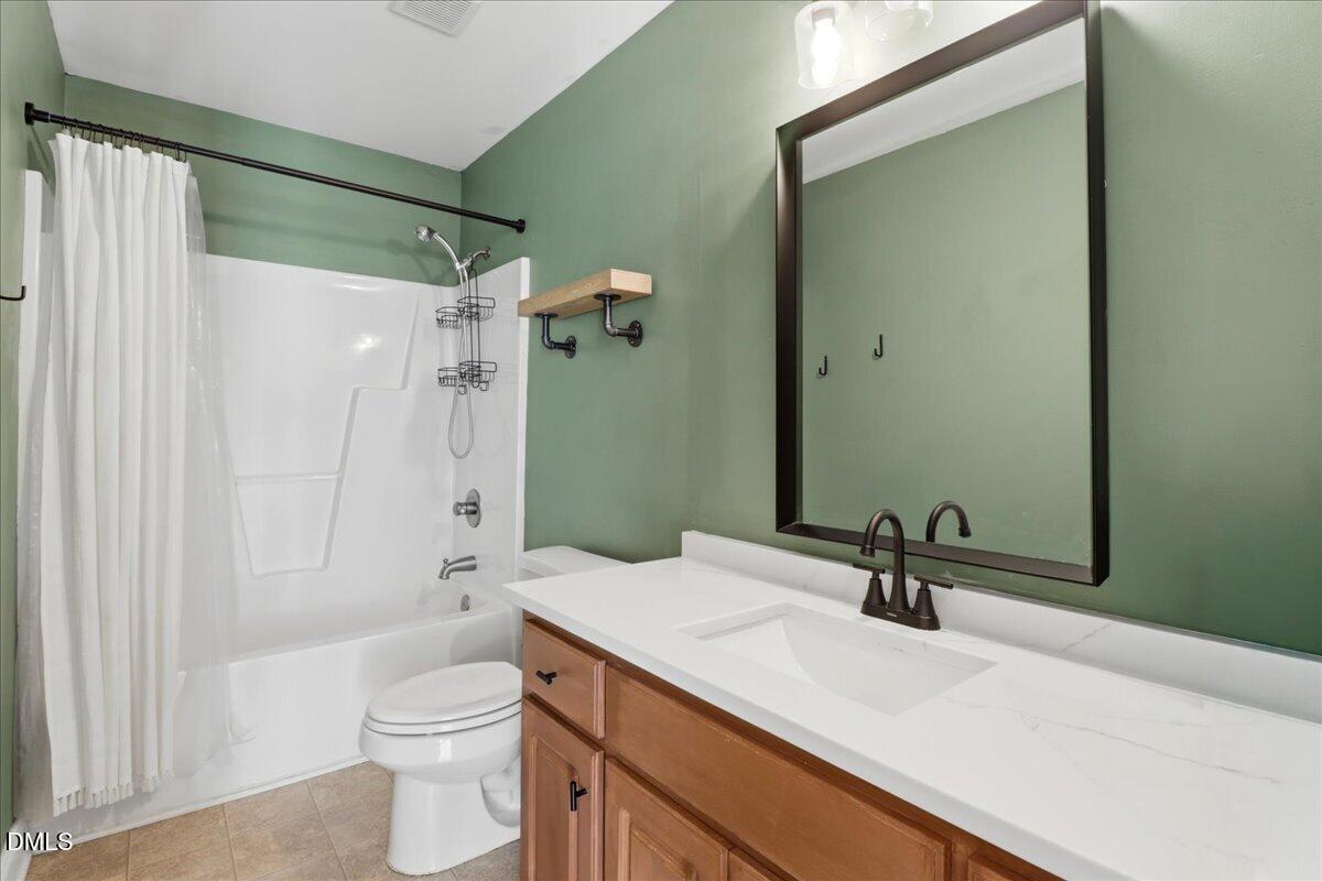 67 E Trafalgar Court Property Photo 18