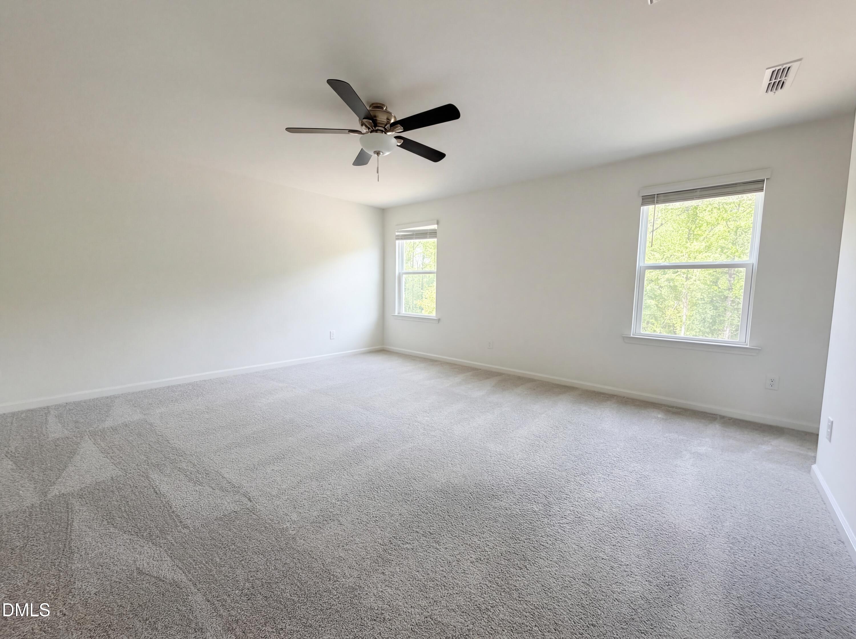 1717 Willow Landing Way Property Photo 4