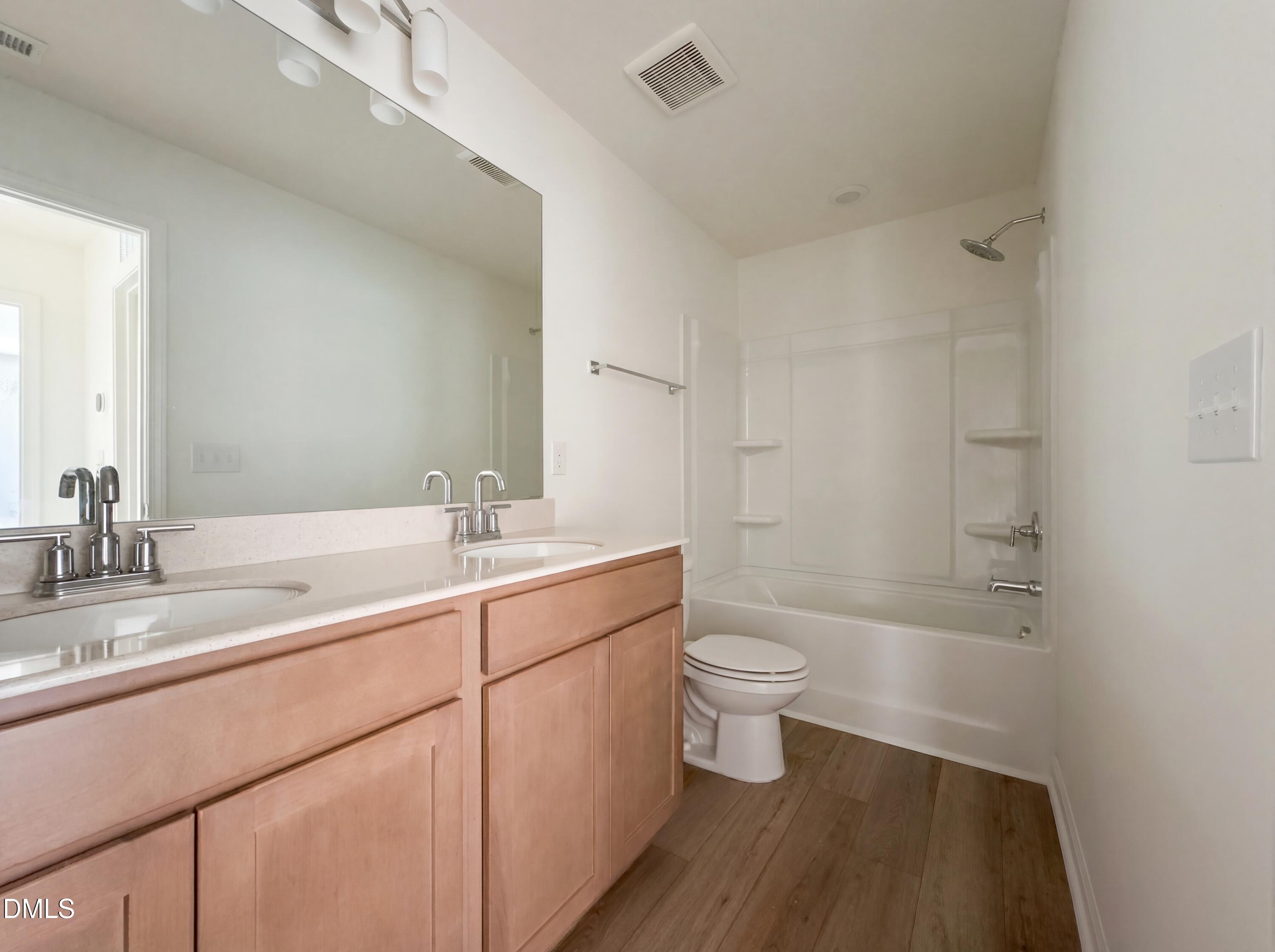 1717 Willow Landing Way Property Photo 13