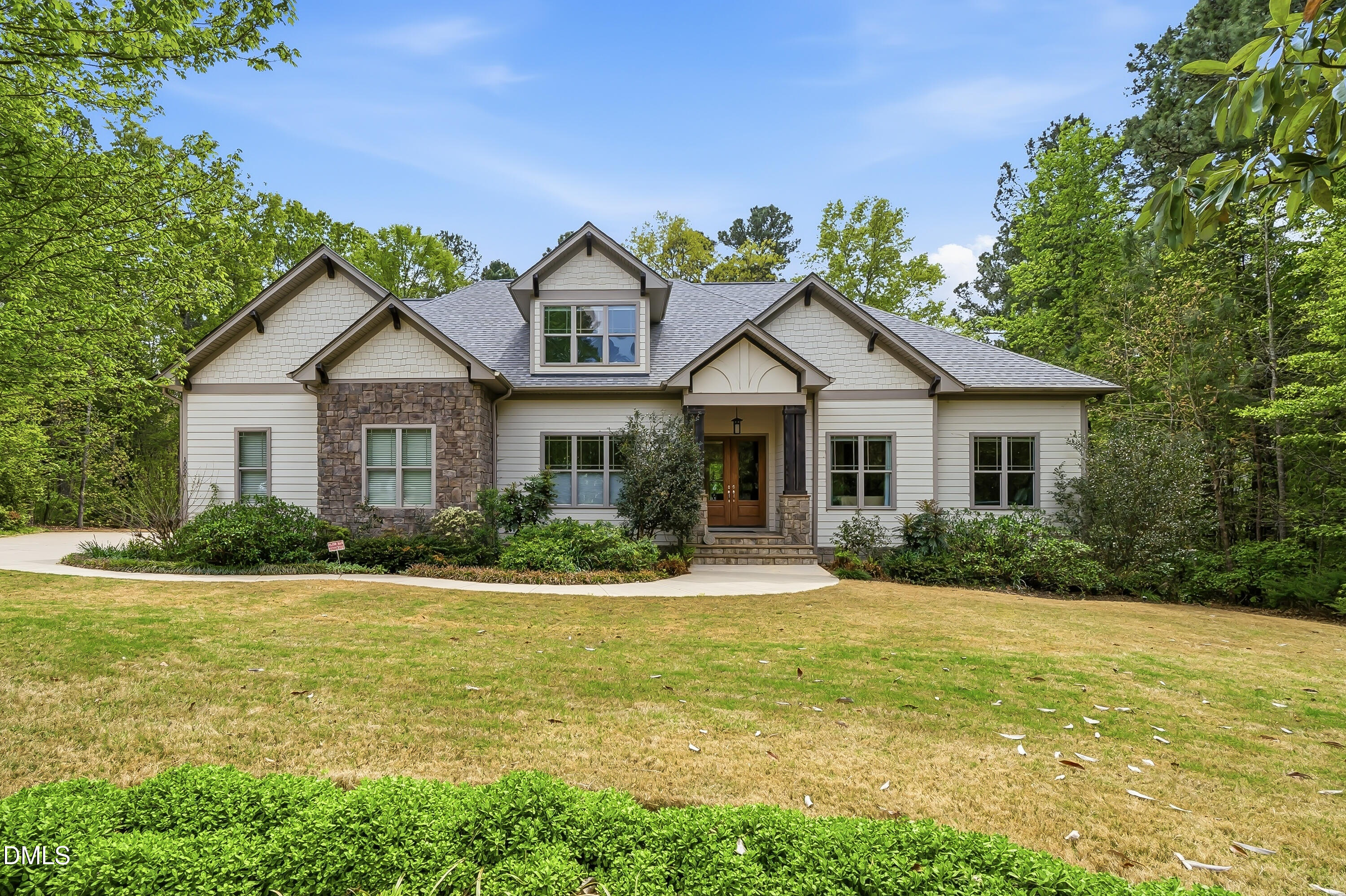 10004 Sandcreek Court Property Photo 2