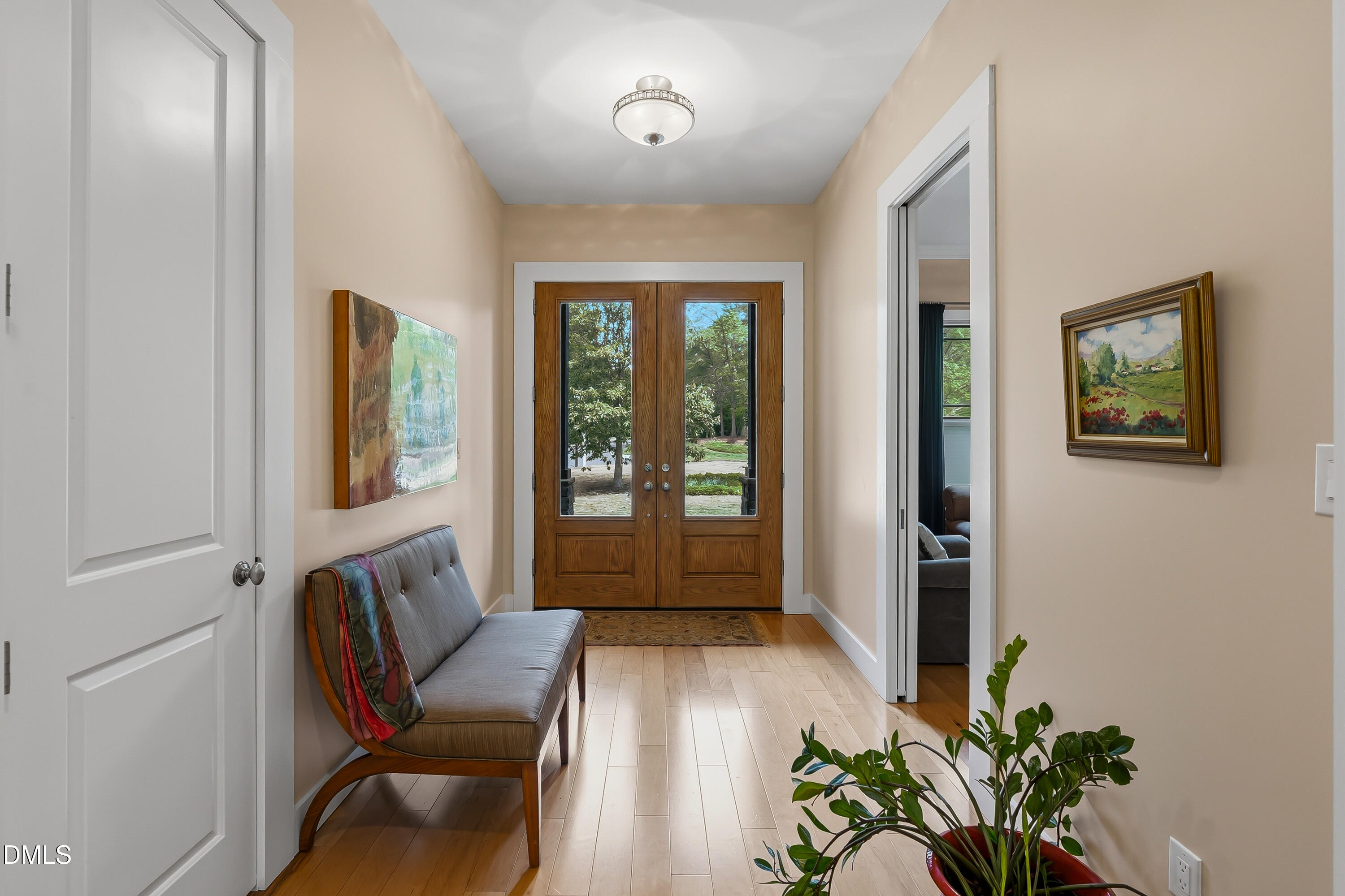 10004 Sandcreek Court Property Photo 7