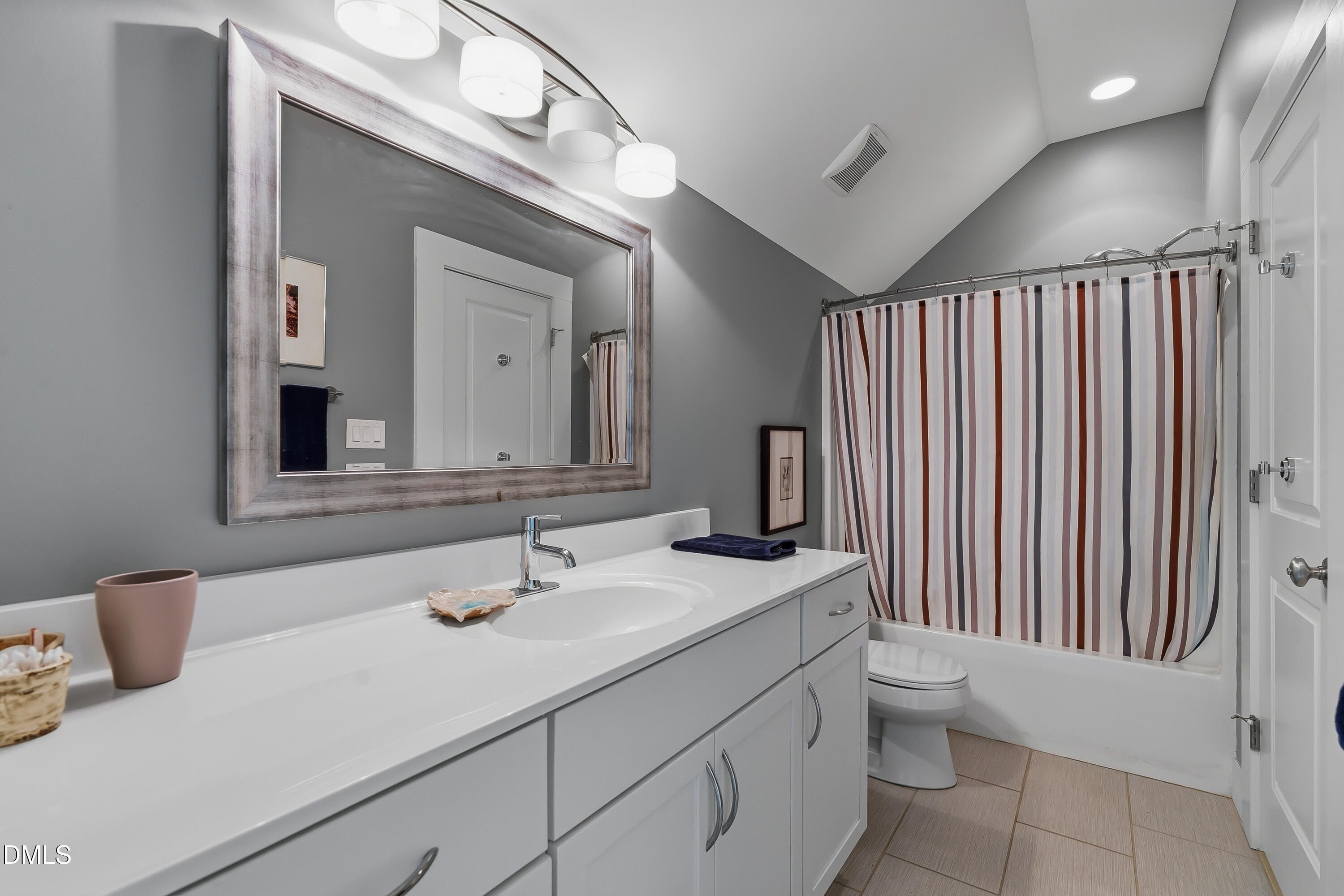 10004 Sandcreek Court Property Photo 46