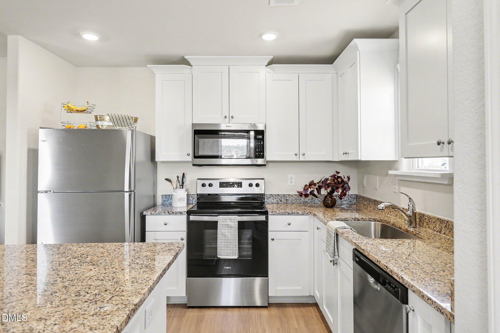 184 Royal Meadow Drive Property Photo 1