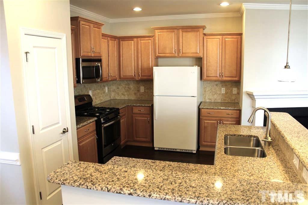 1133 Pemberly Avenue Property Photo 3