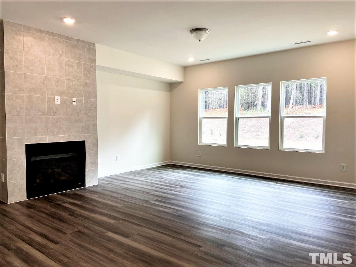 1221 Watcher Way Property Photo 3