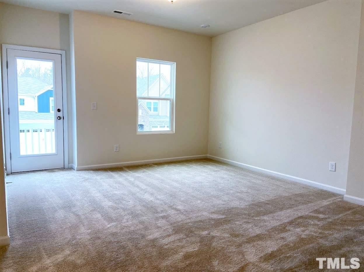1221 Watcher Way Property Photo 7