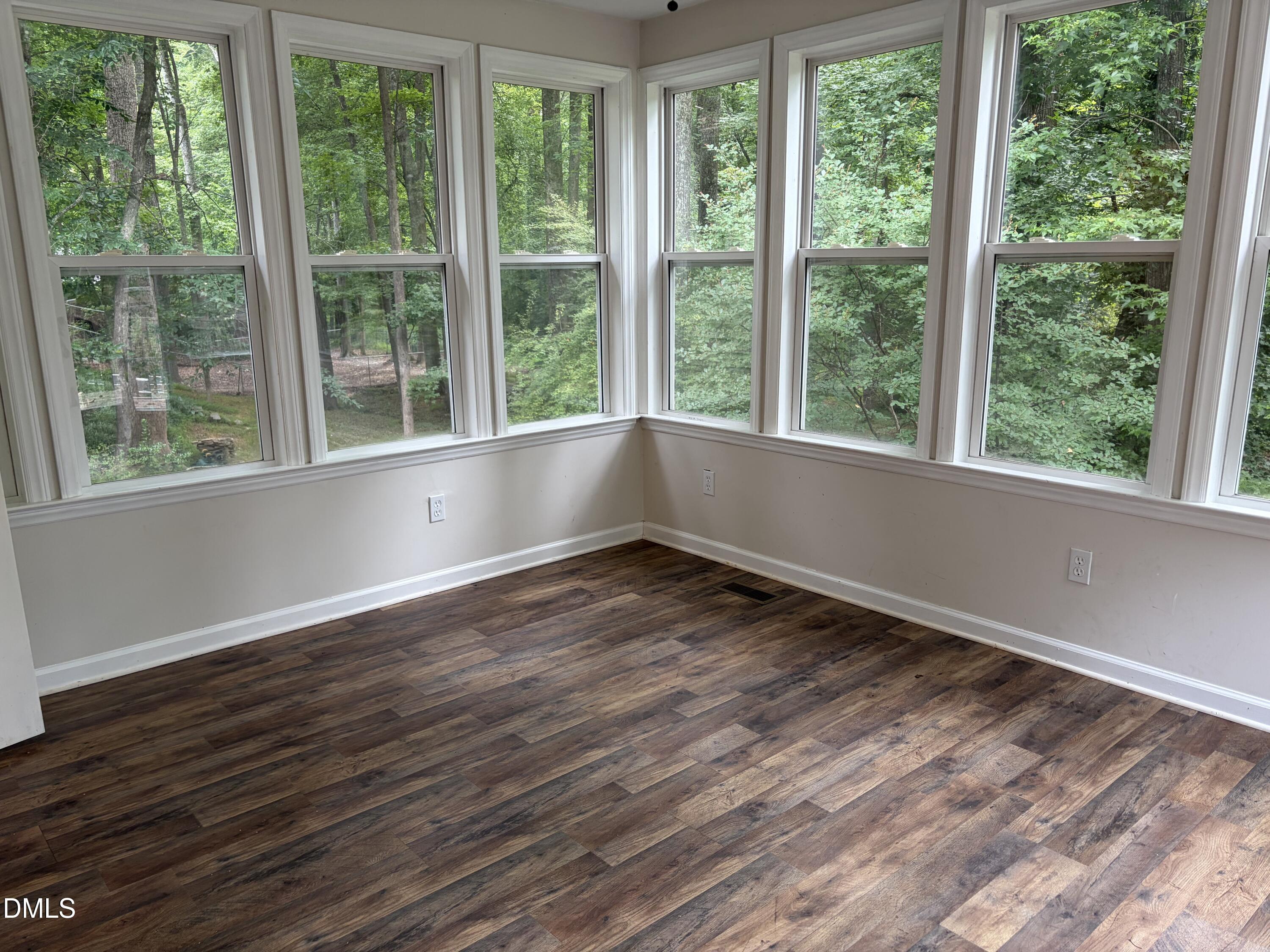 7501 Post Oak Road Property Photo 6