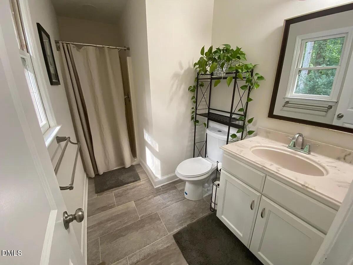 7501 Post Oak Road Property Photo 10