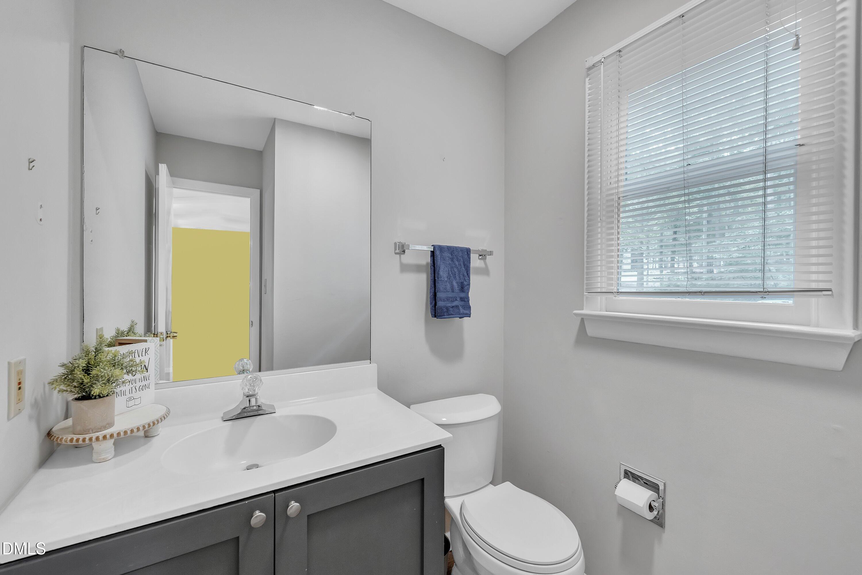 411 W Oak Avenue Property Photo 14