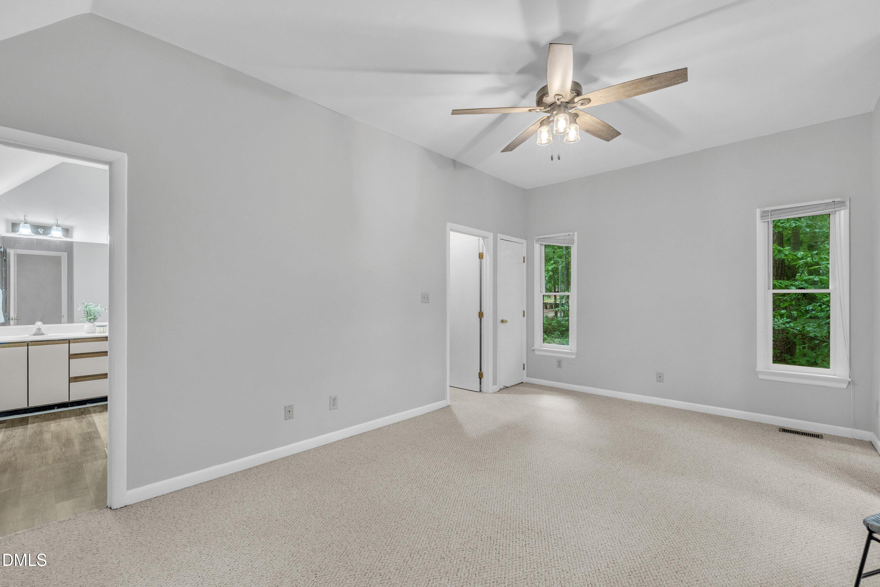 411 W Oak Avenue Property Photo 17