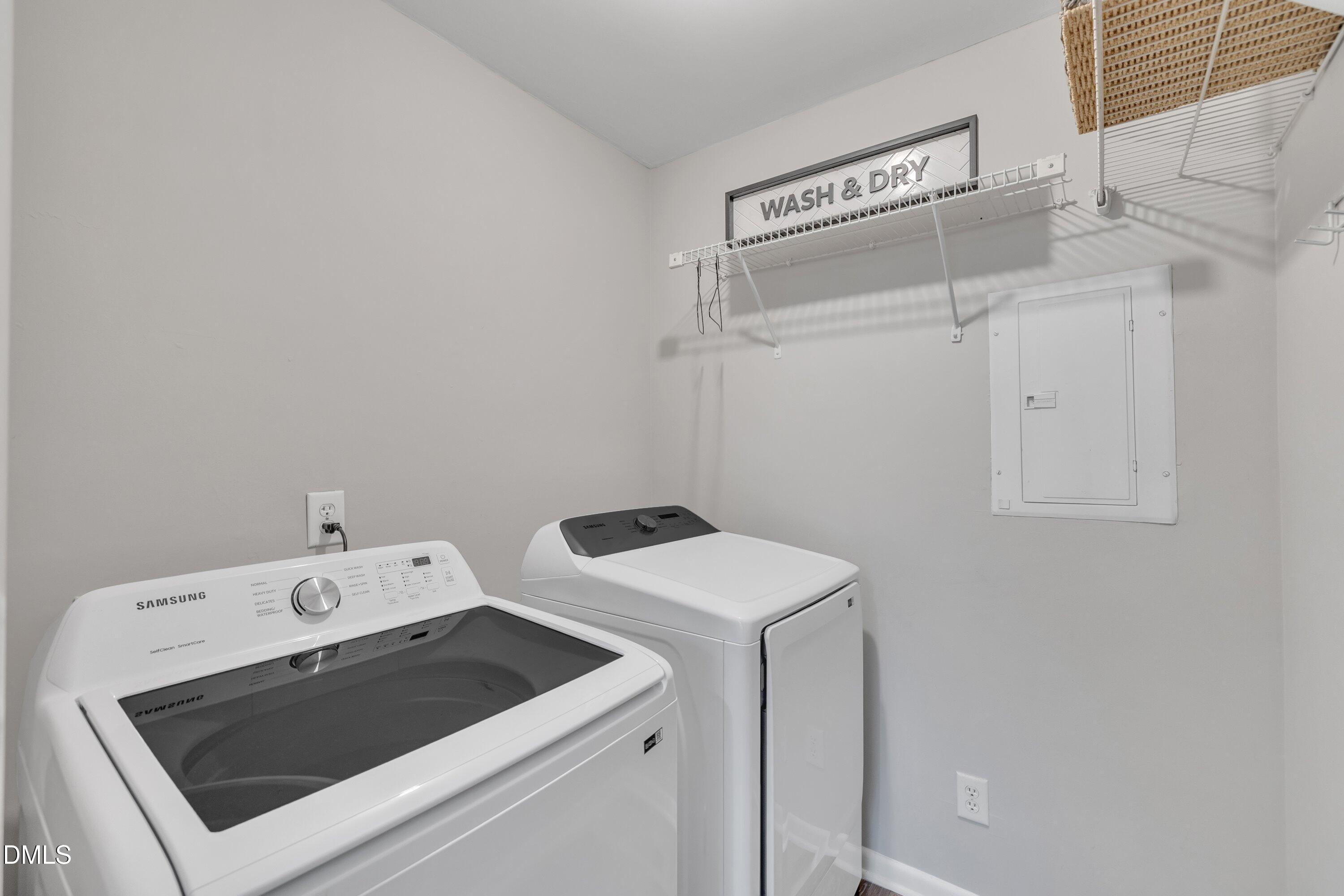 411 W Oak Avenue Property Photo 29