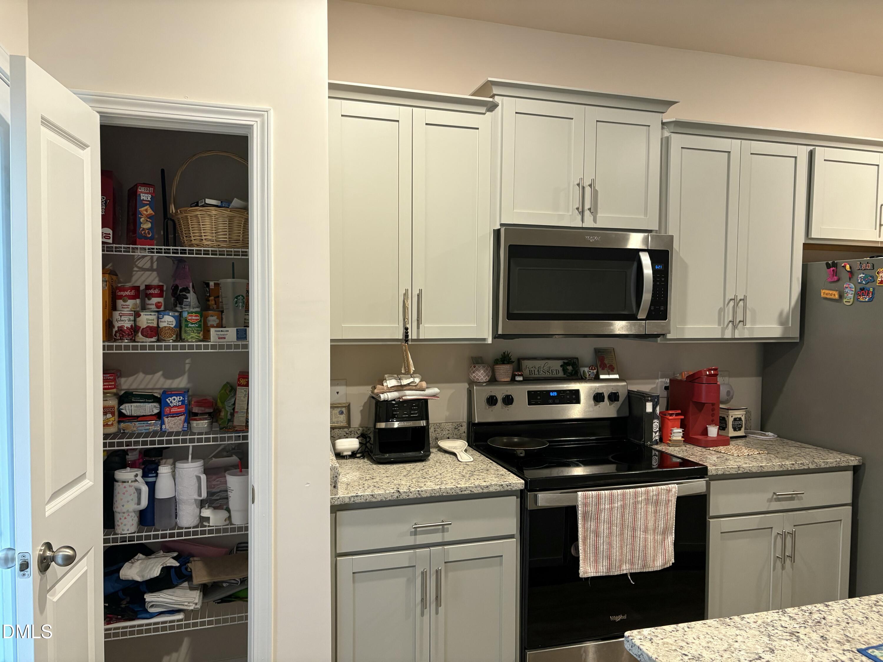 2351 Lily Drive Property Photo 4
