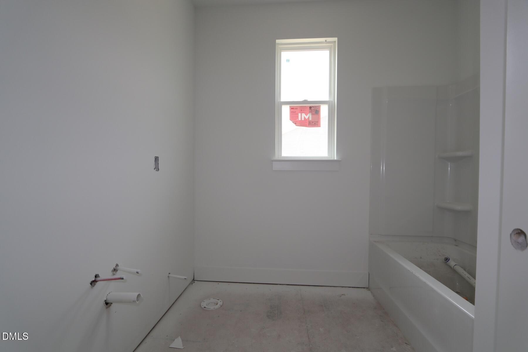 35 Windward Place Property Photo 6