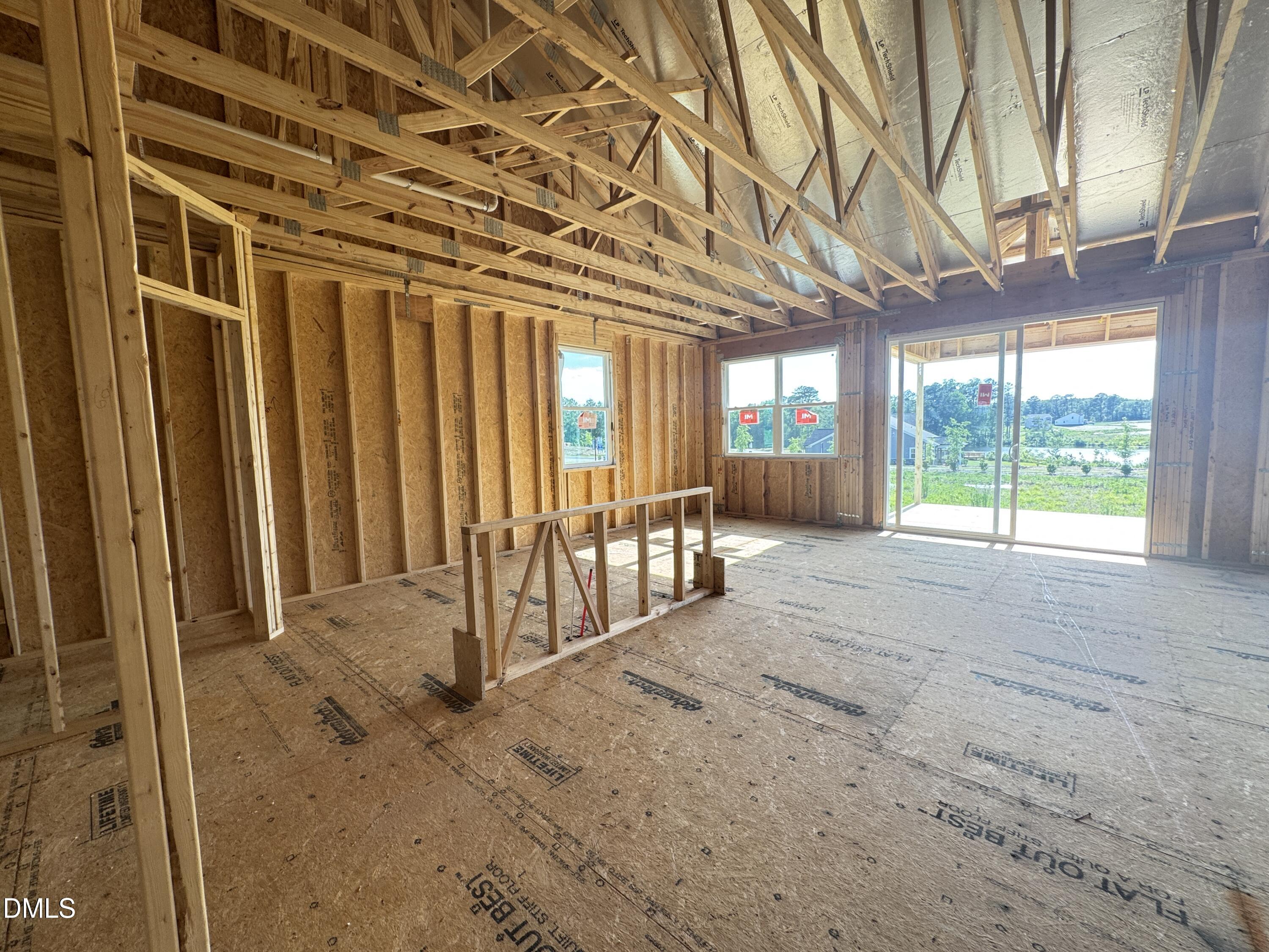 35 Windward Place Property Photo 14