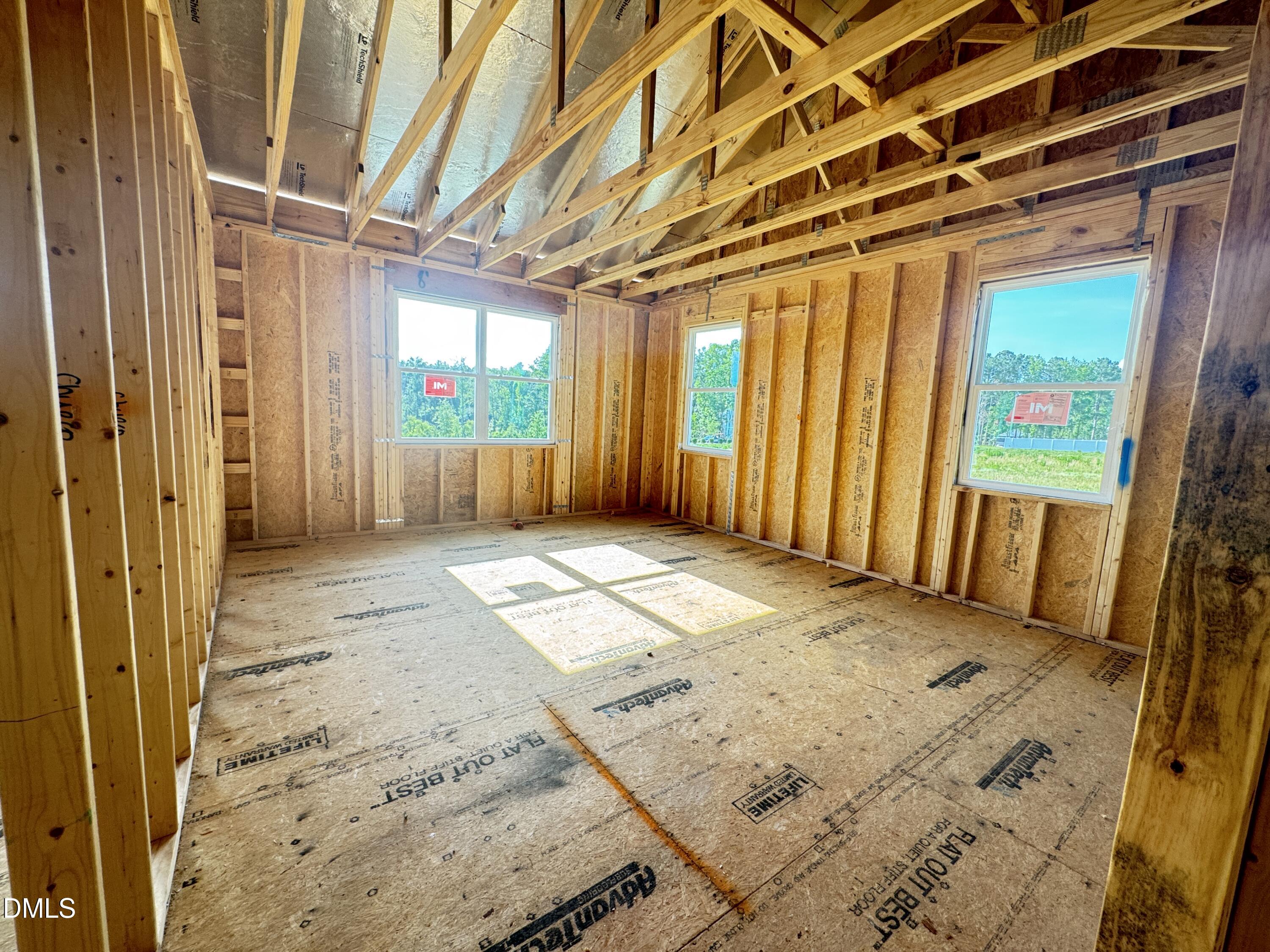 35 Windward Place Property Photo 18