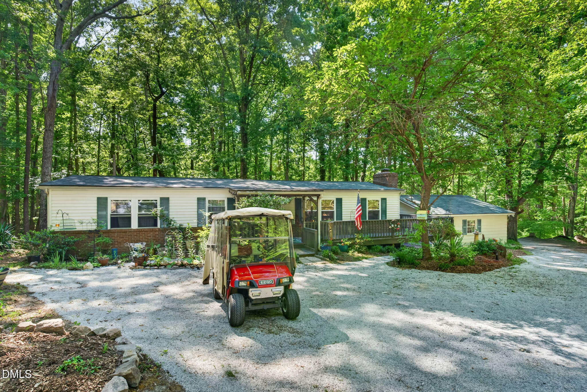 721 Oak Ridge Drive Property Photo 2