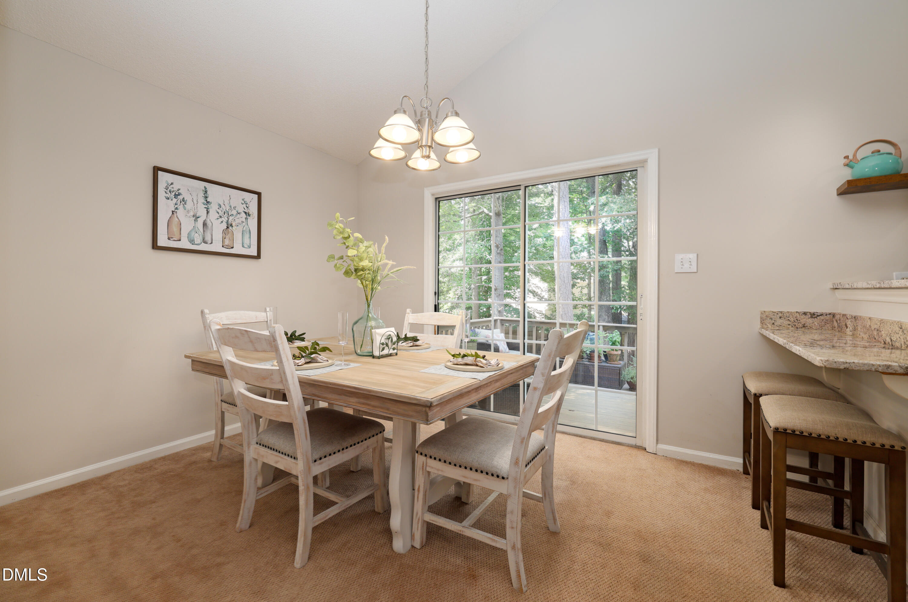3011 Elk Ridge Road Property Photo 4