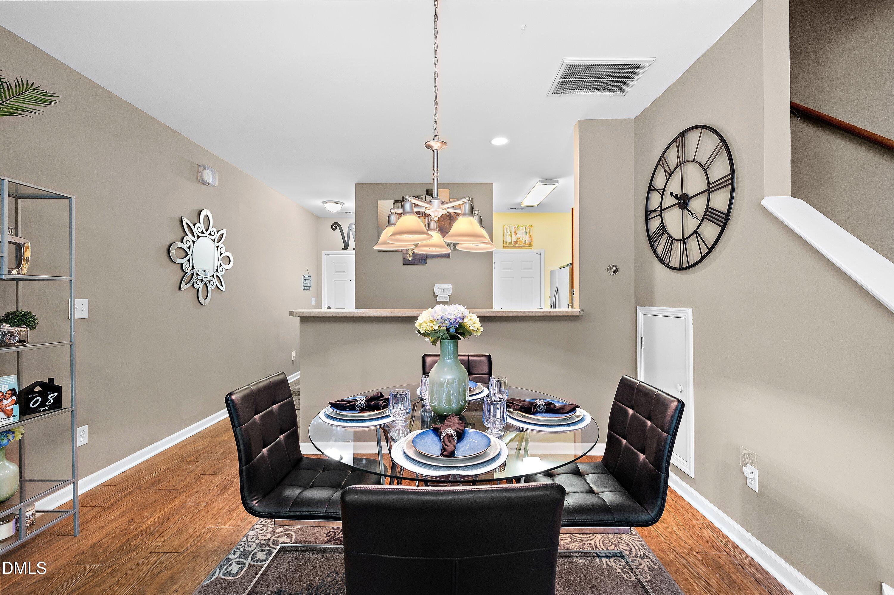 1210 Hadel Place Property Photo 14