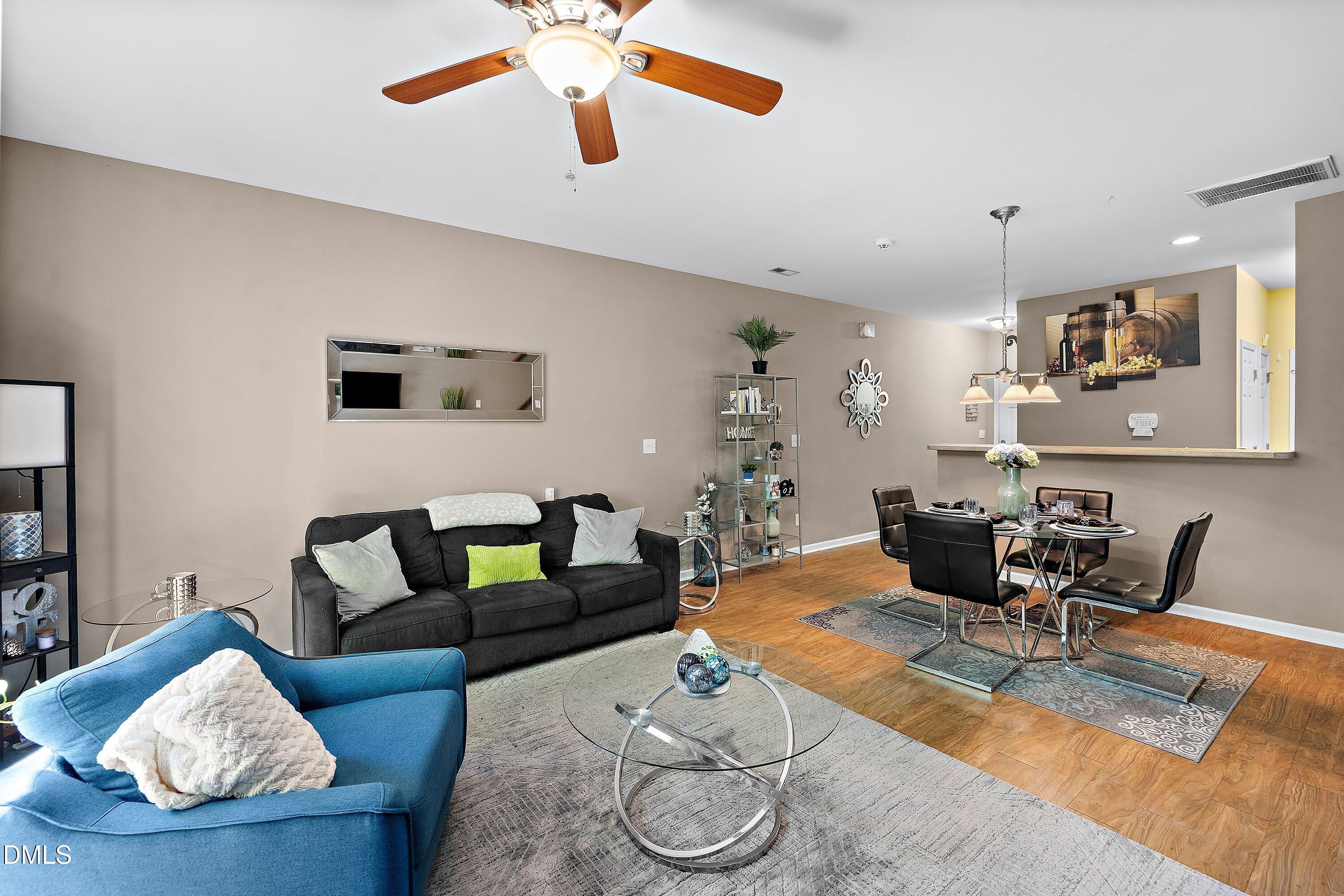1210 Hadel Place Property Photo 20