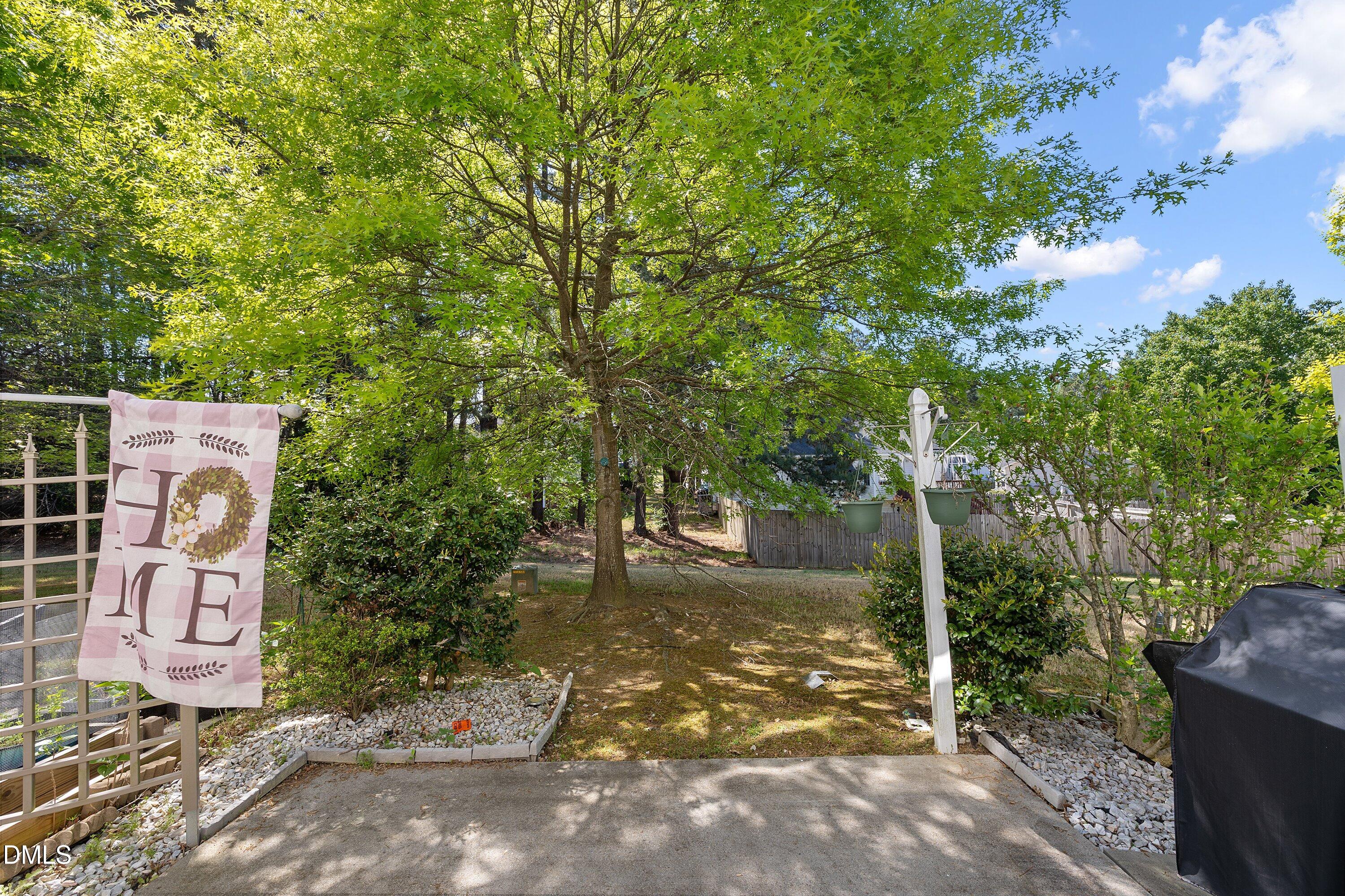 1210 Hadel Place Property Photo 31
