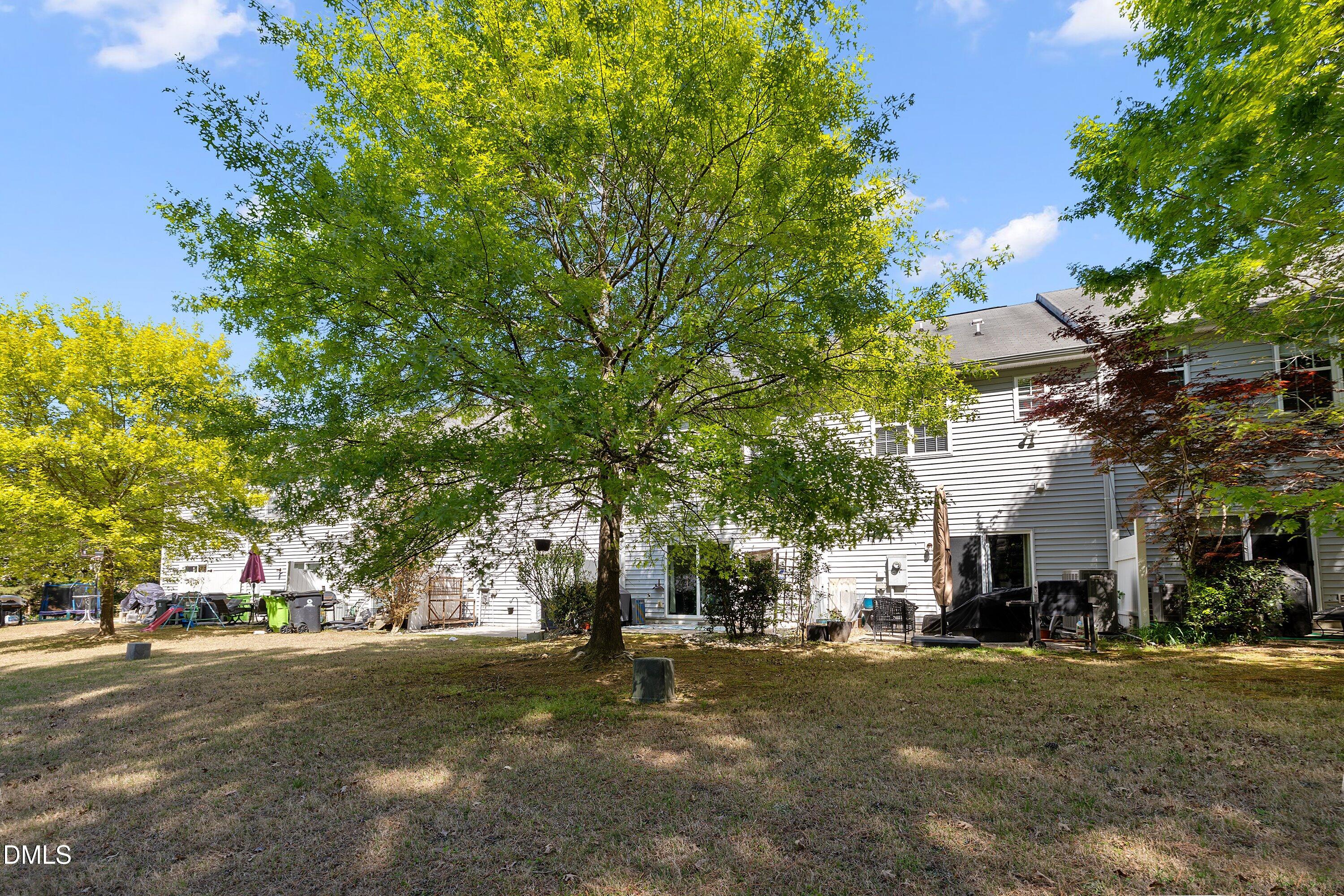 1210 Hadel Place Property Photo 36