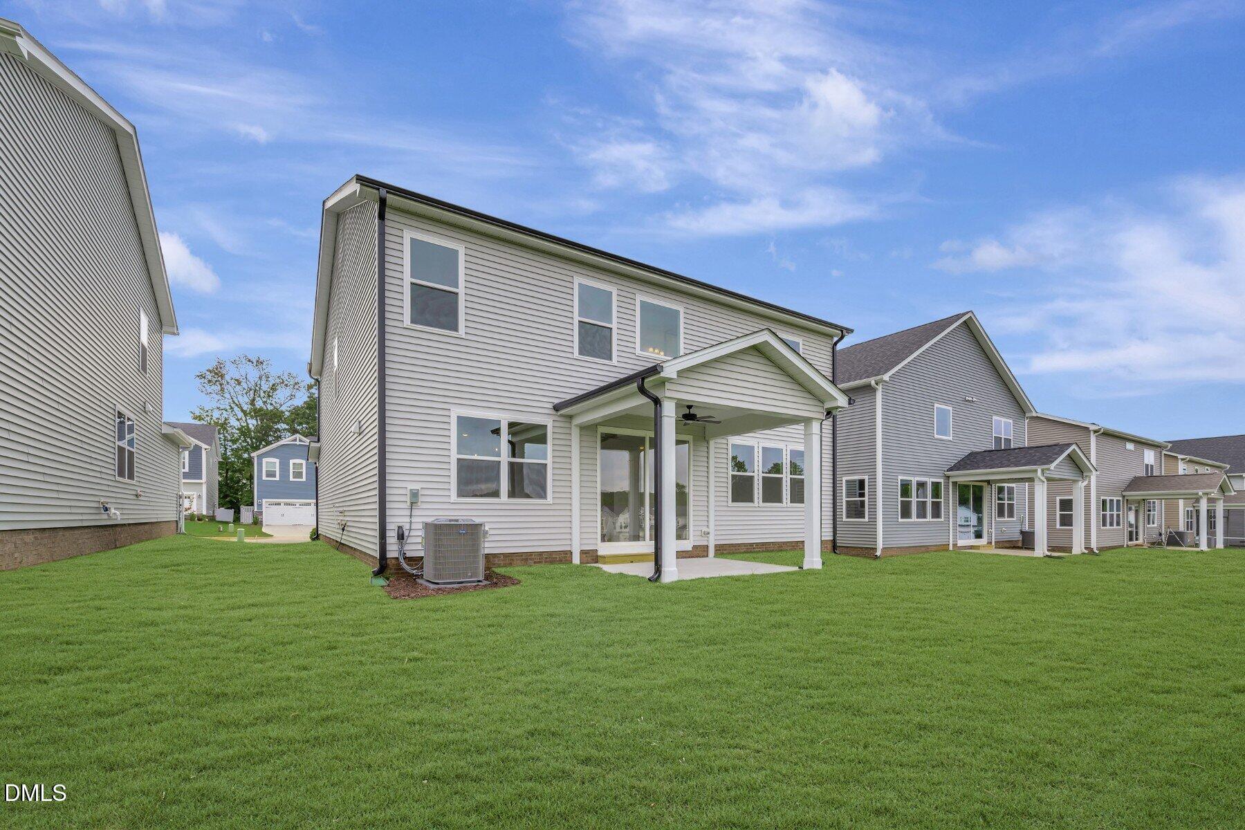 260 Yellow River Way Property Photo 3