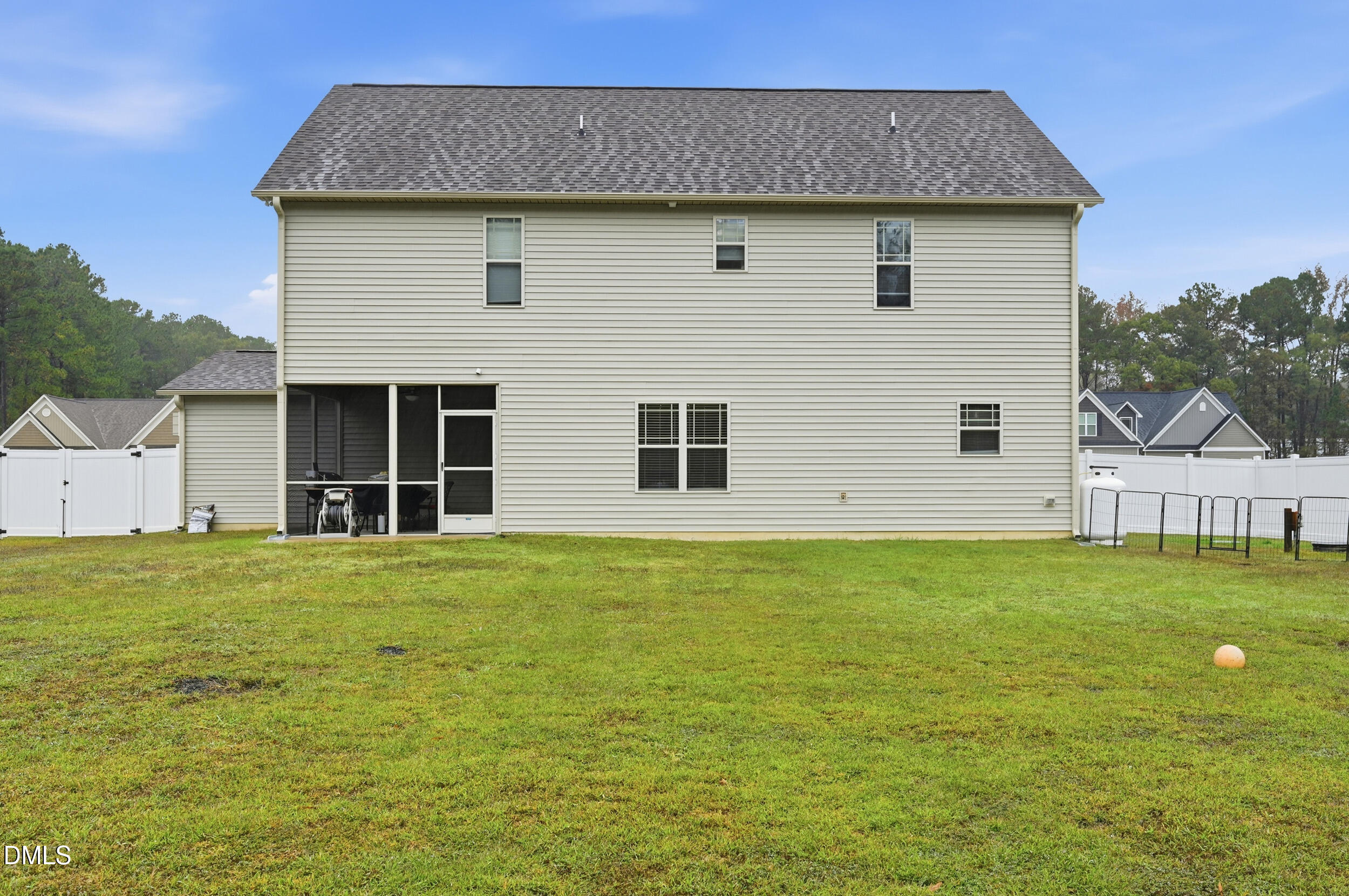 76 Cozy Brook Court Property Photo 3