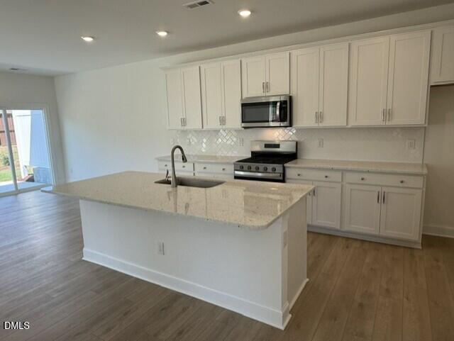 5401 Running Fox Lane Property Photo 4