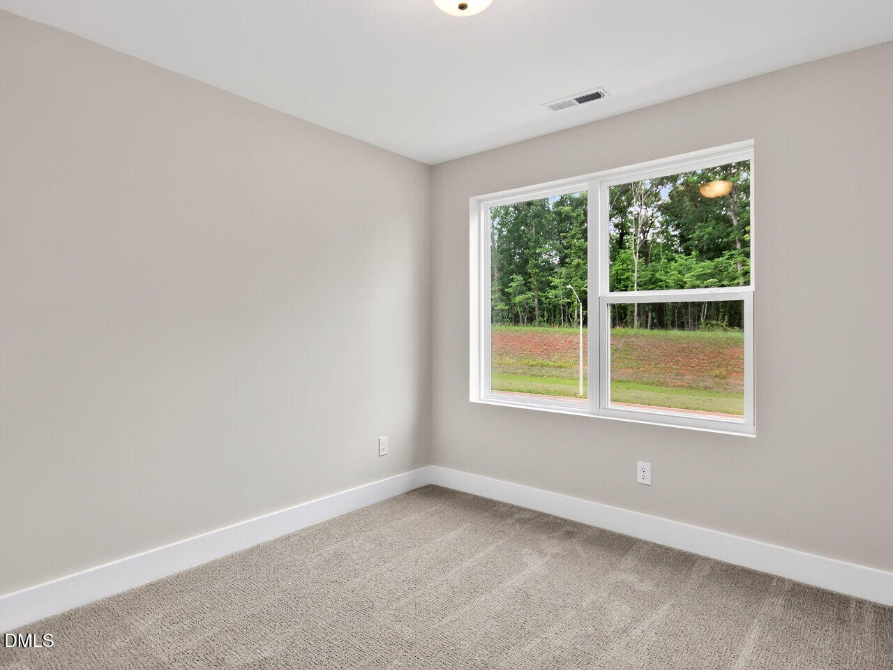 396 North Village Parkway Property Photo 33