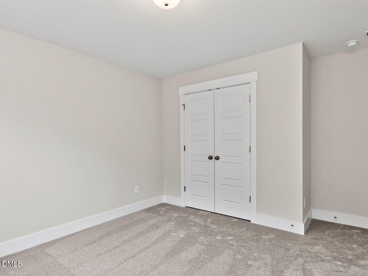 396 North Village Parkway Property Photo 37