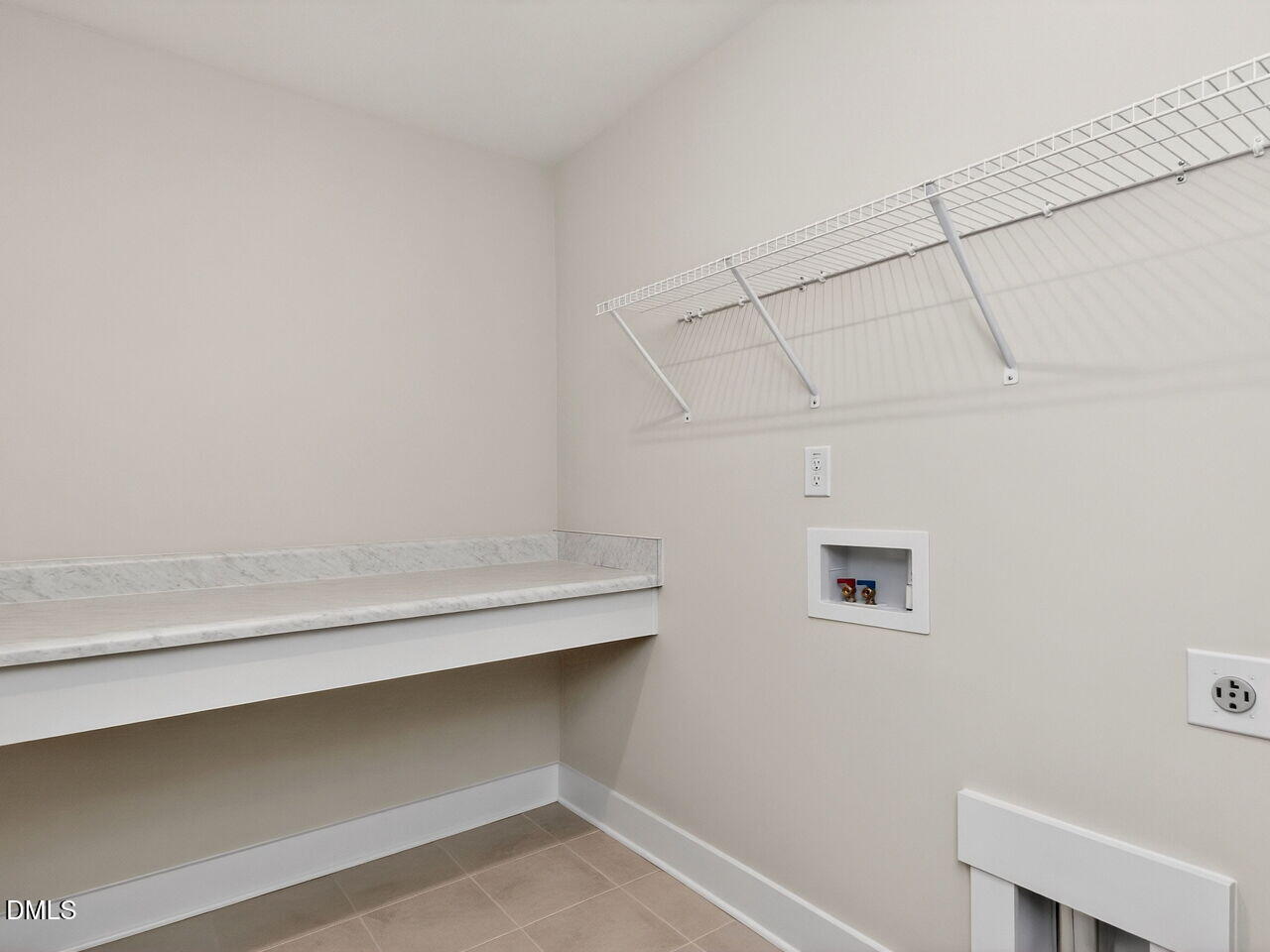 396 North Village Parkway Property Photo 38